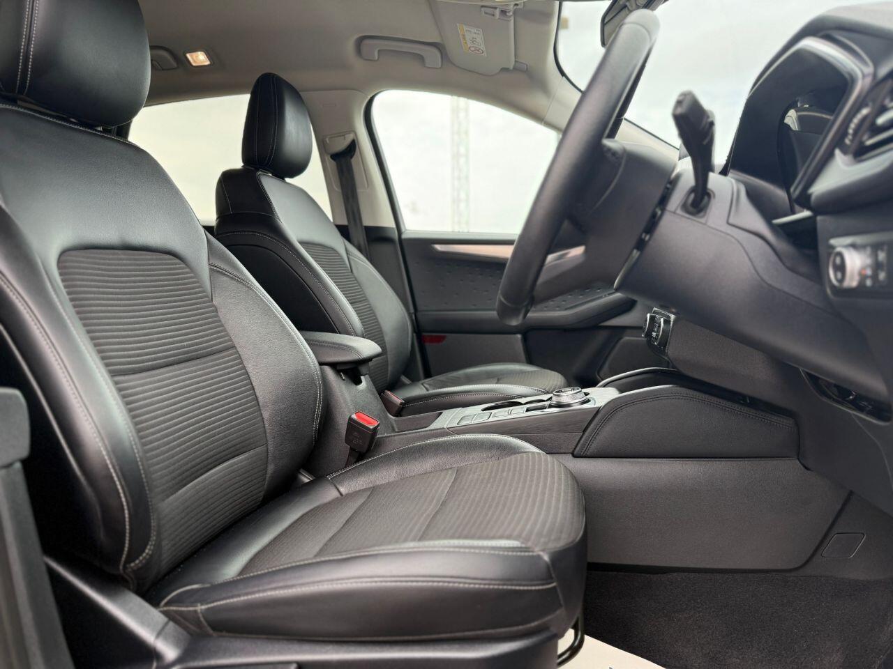 Ford Kuga view 10