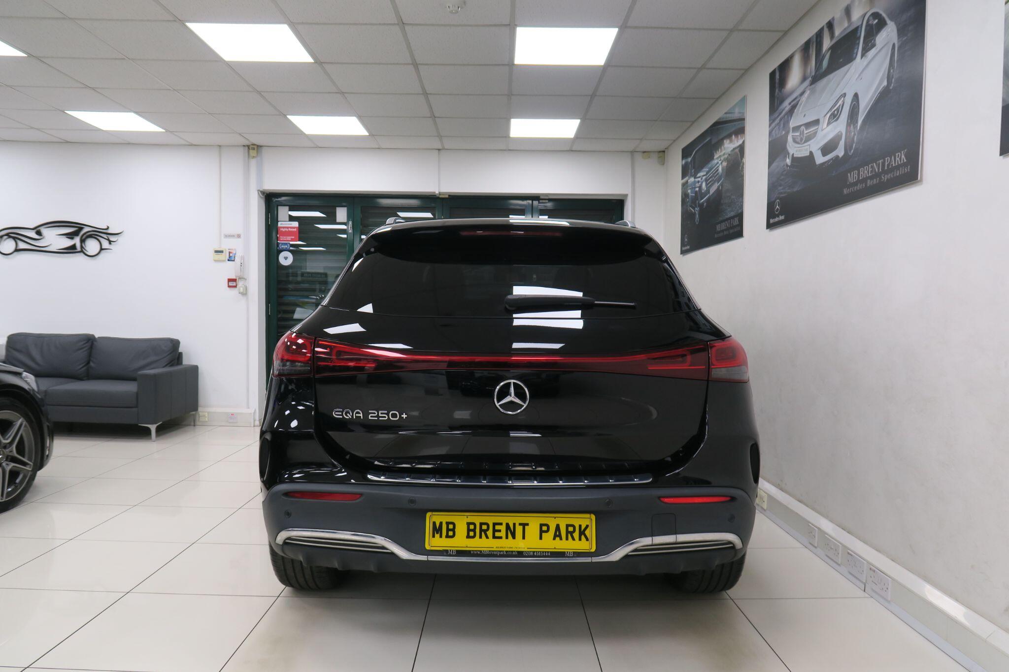Mercedes-Benz Eqa view 6