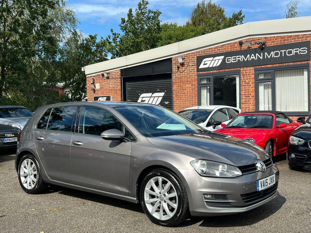 Volkswagen Golf view 3