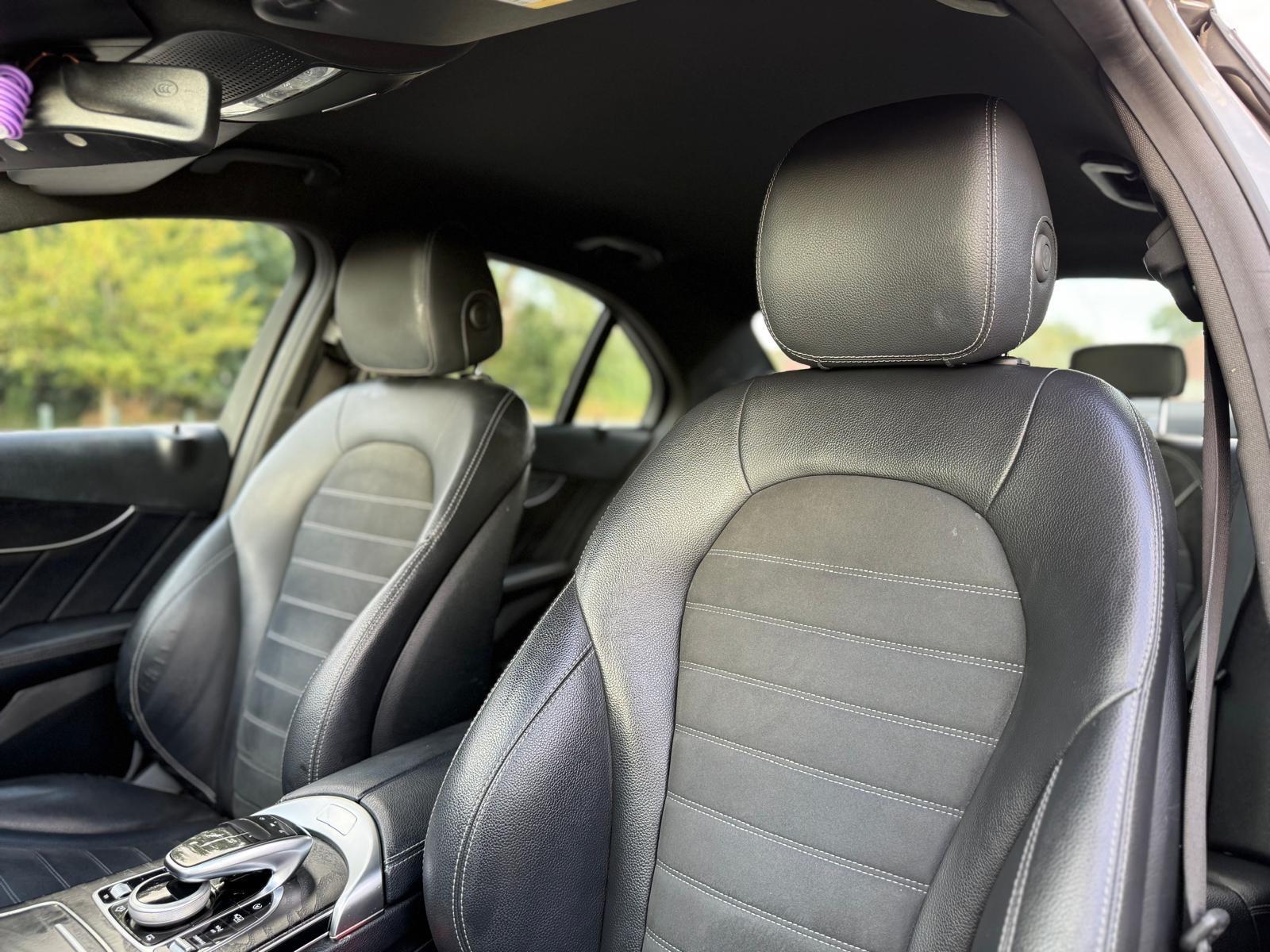 Mercedes-Benz C-Class view 34