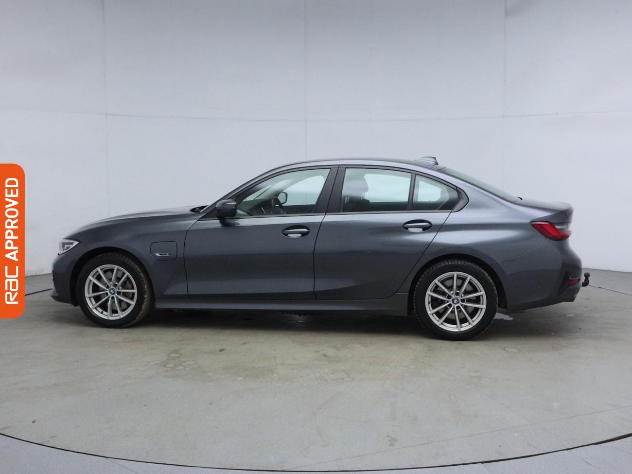 BMW 3 Series view 30