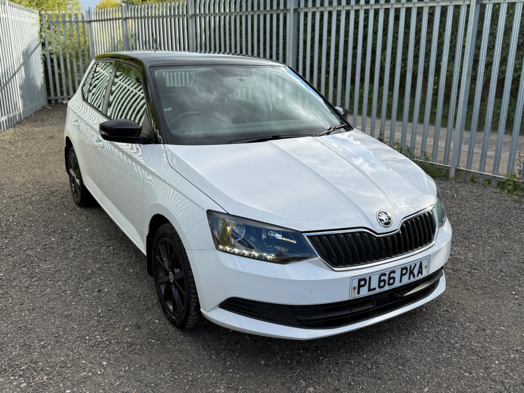 2016 Skoda Fabia image 2