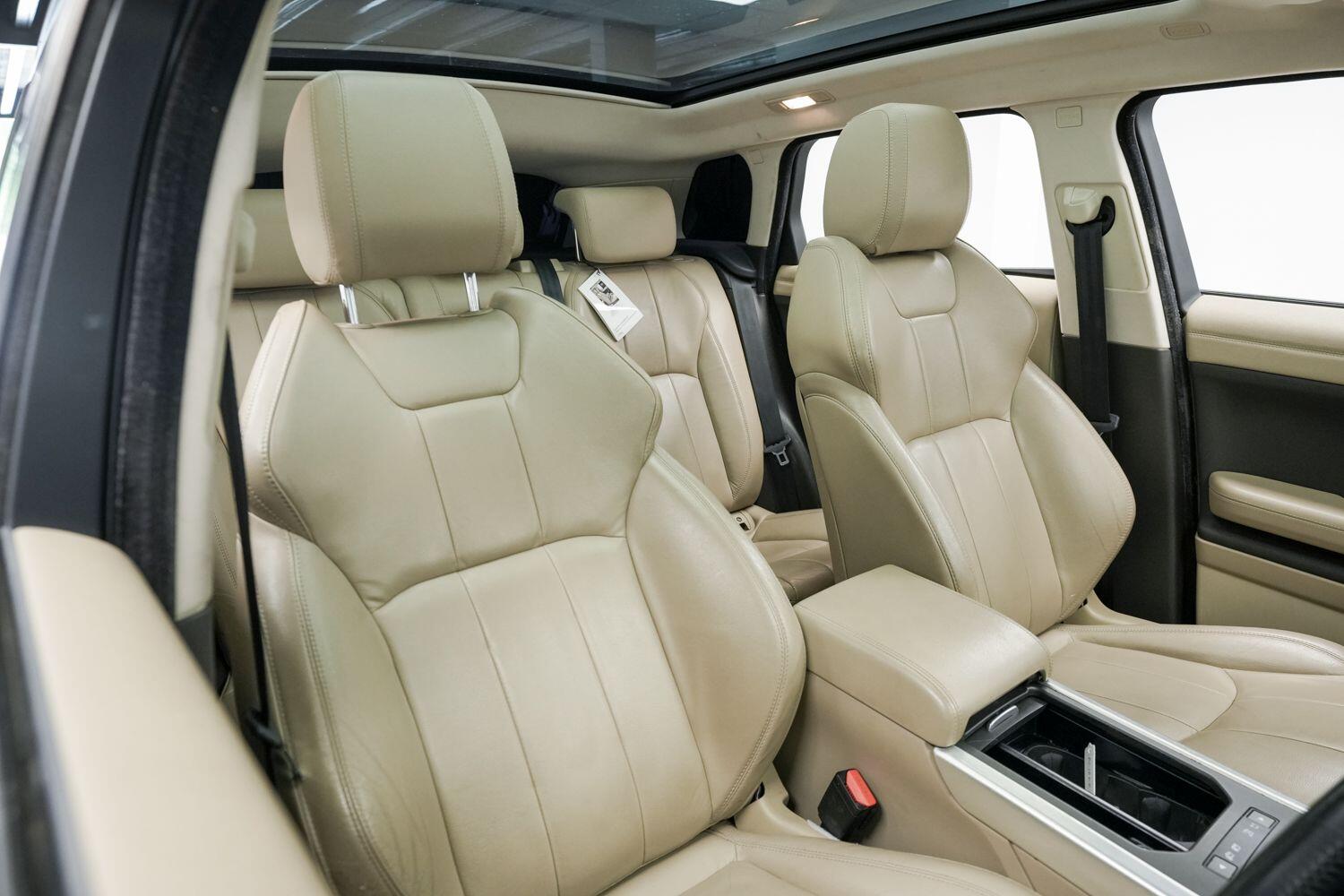 Land Rover Range Rover Evoque view 29