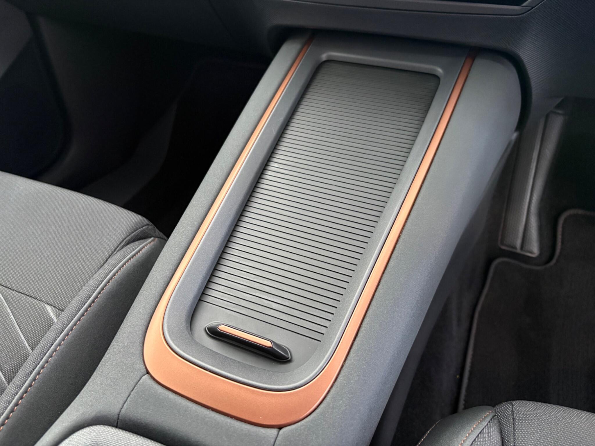 Cupra Born view 8