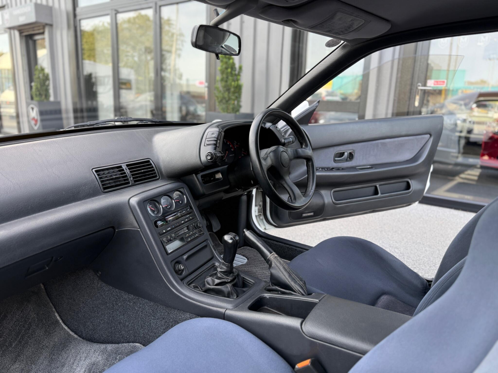 Nissan Skyline view 31