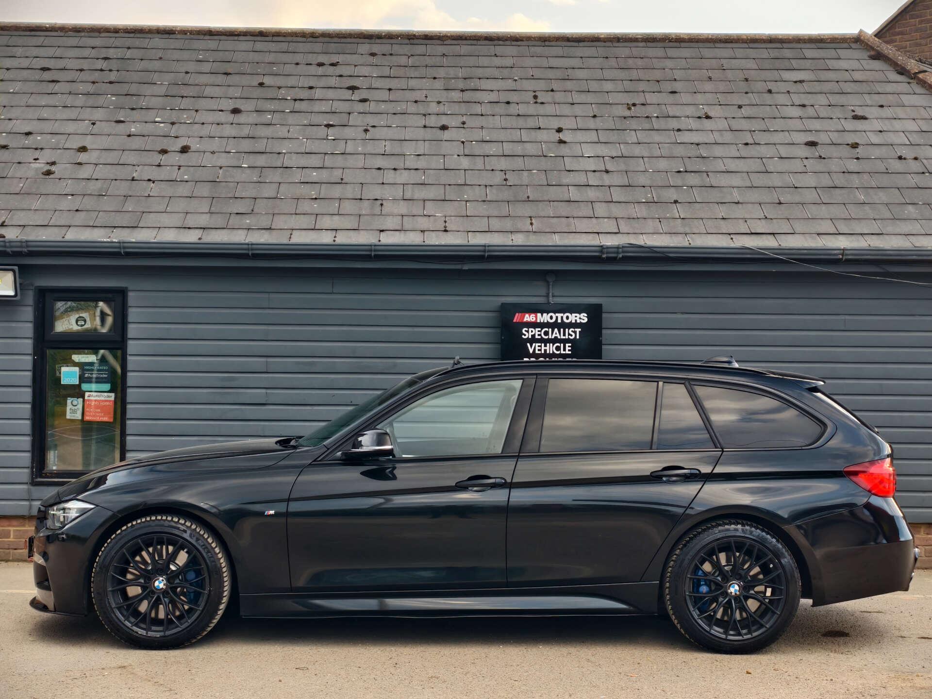 BMW 3 Series view 13