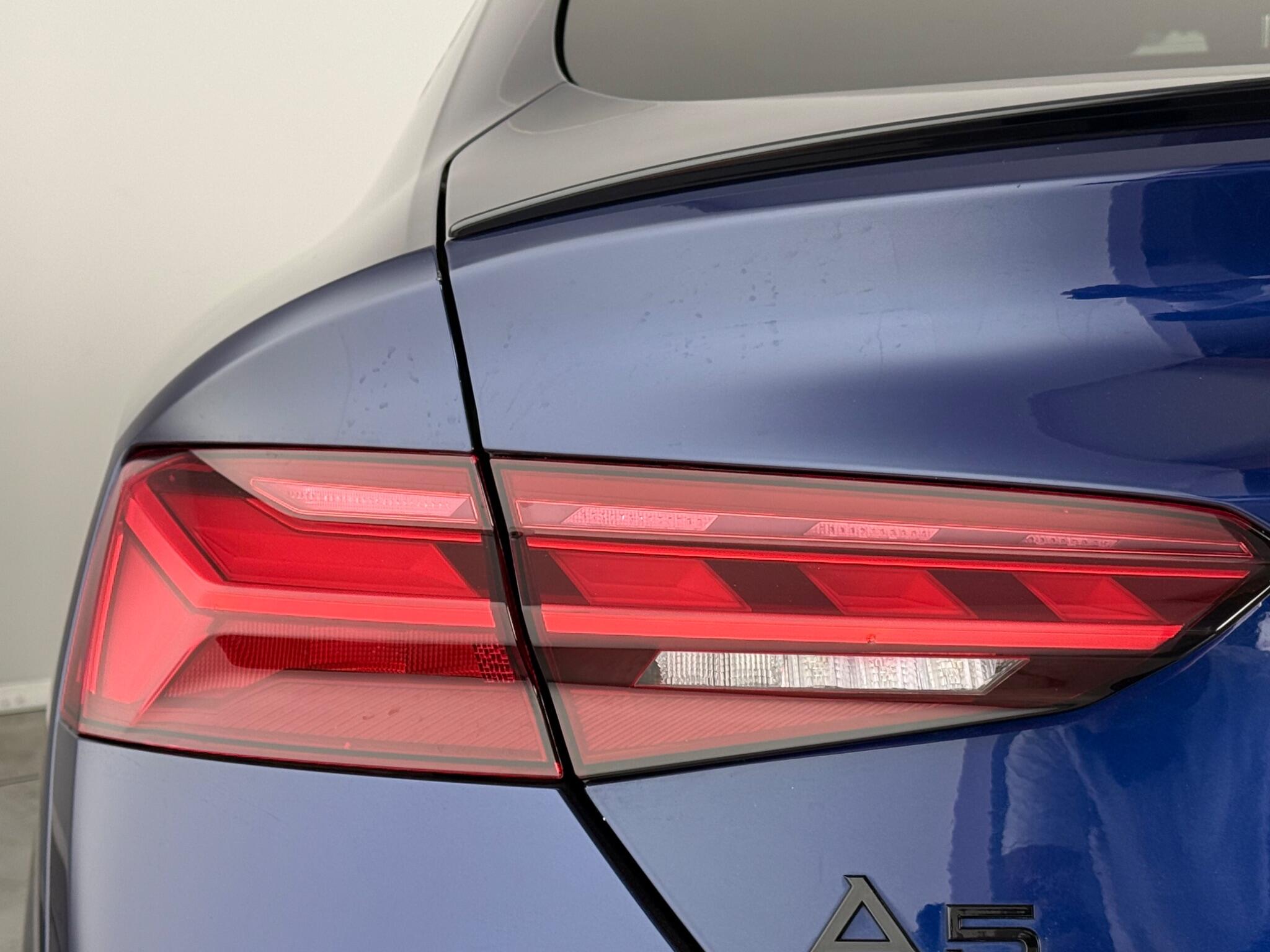 Audi A5 view 11