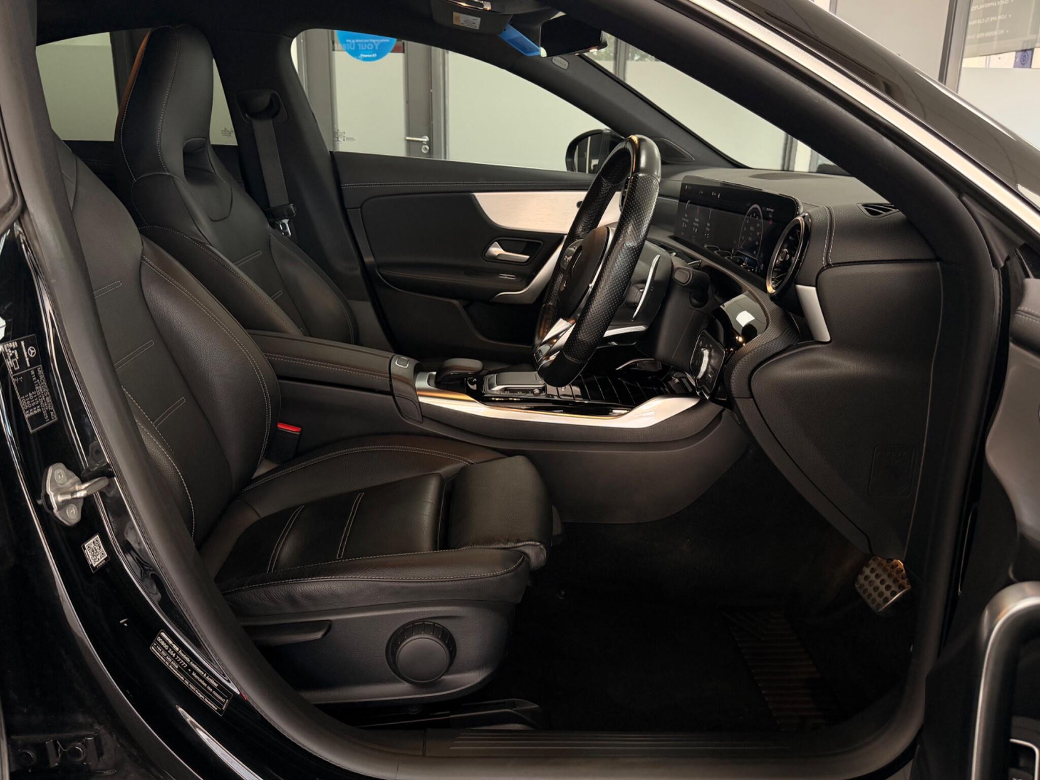 Mercedes-Benz Cla view 17