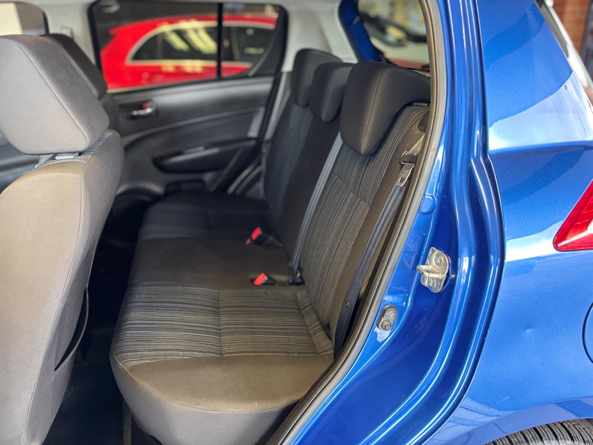 Suzuki Swift view 14