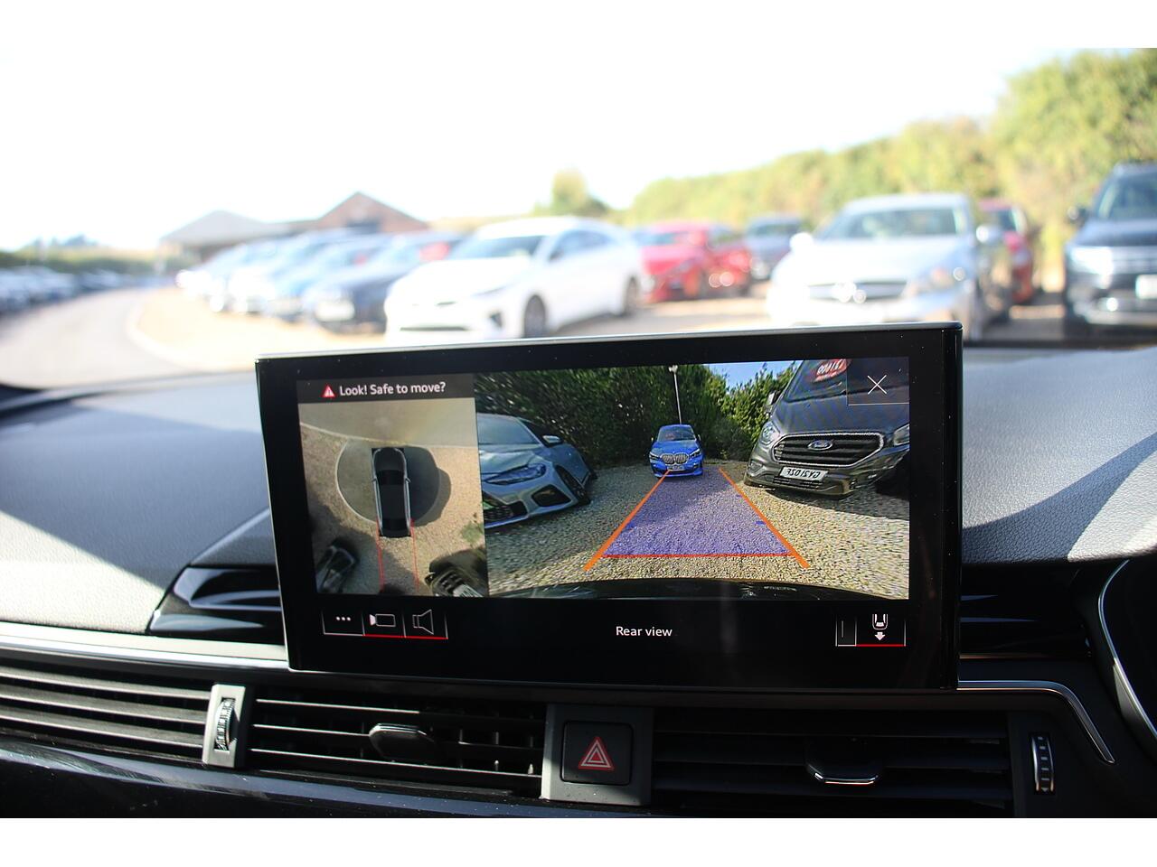 Audi A4 view 25
