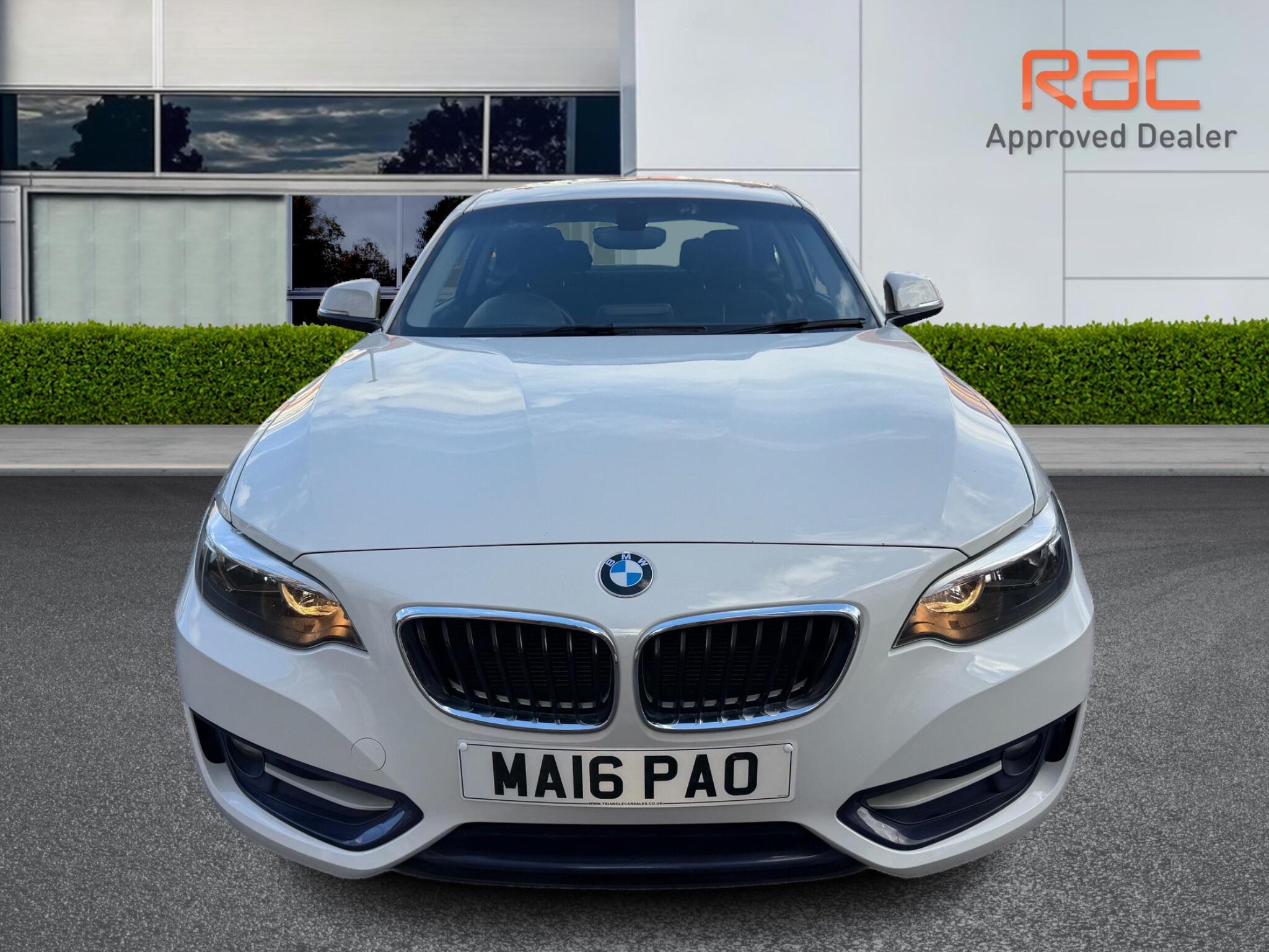 BMW 2 Series view 5