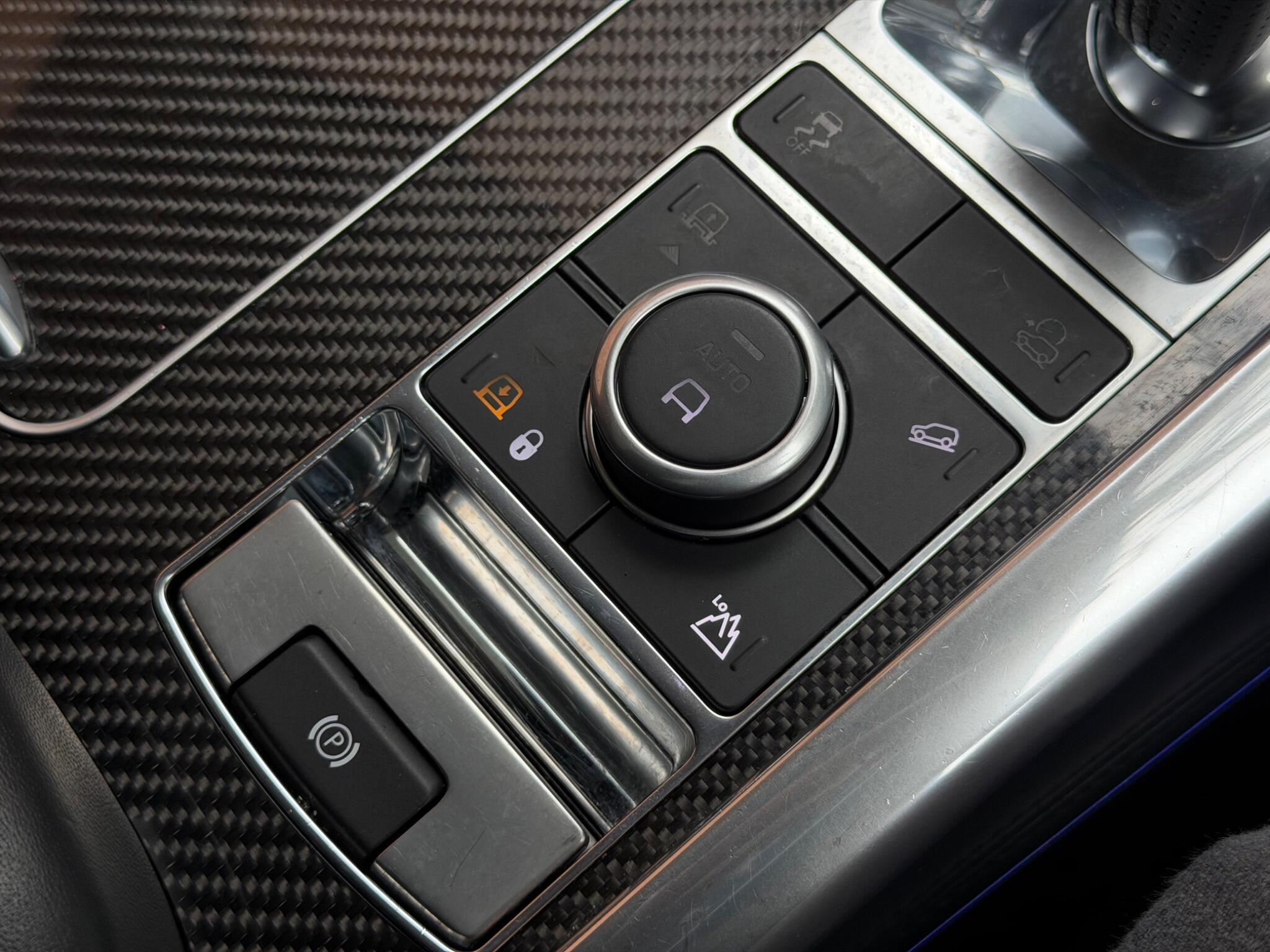Land Rover Range Rover Sport view 35