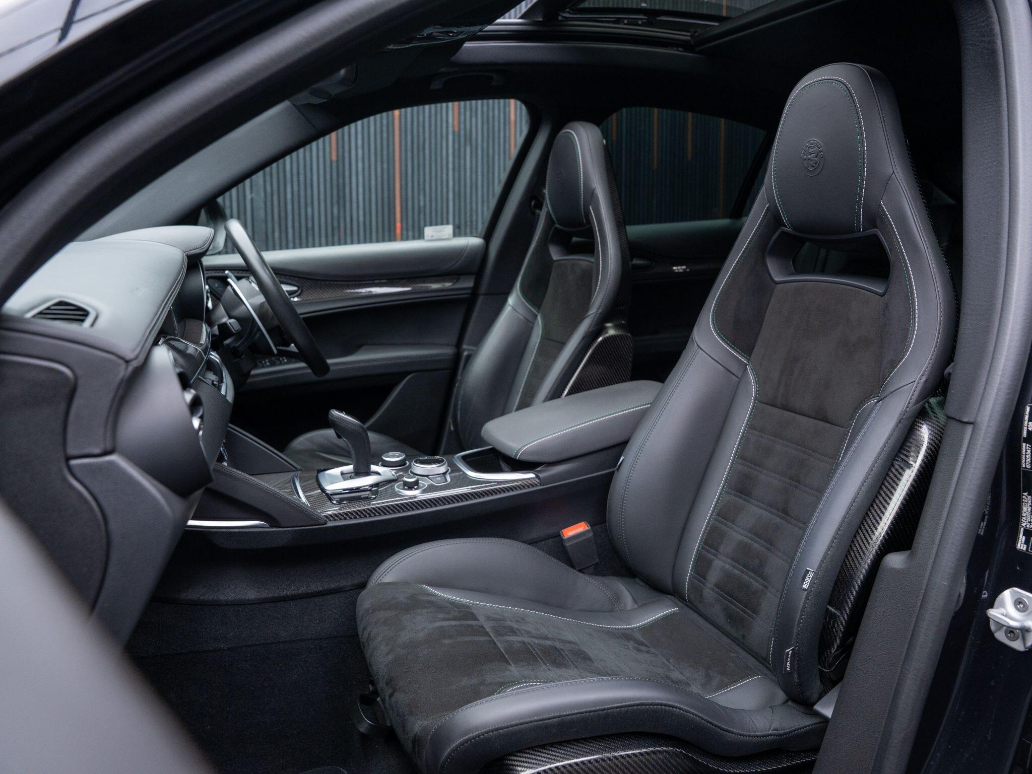 Alfa Romeo Stelvio view 44