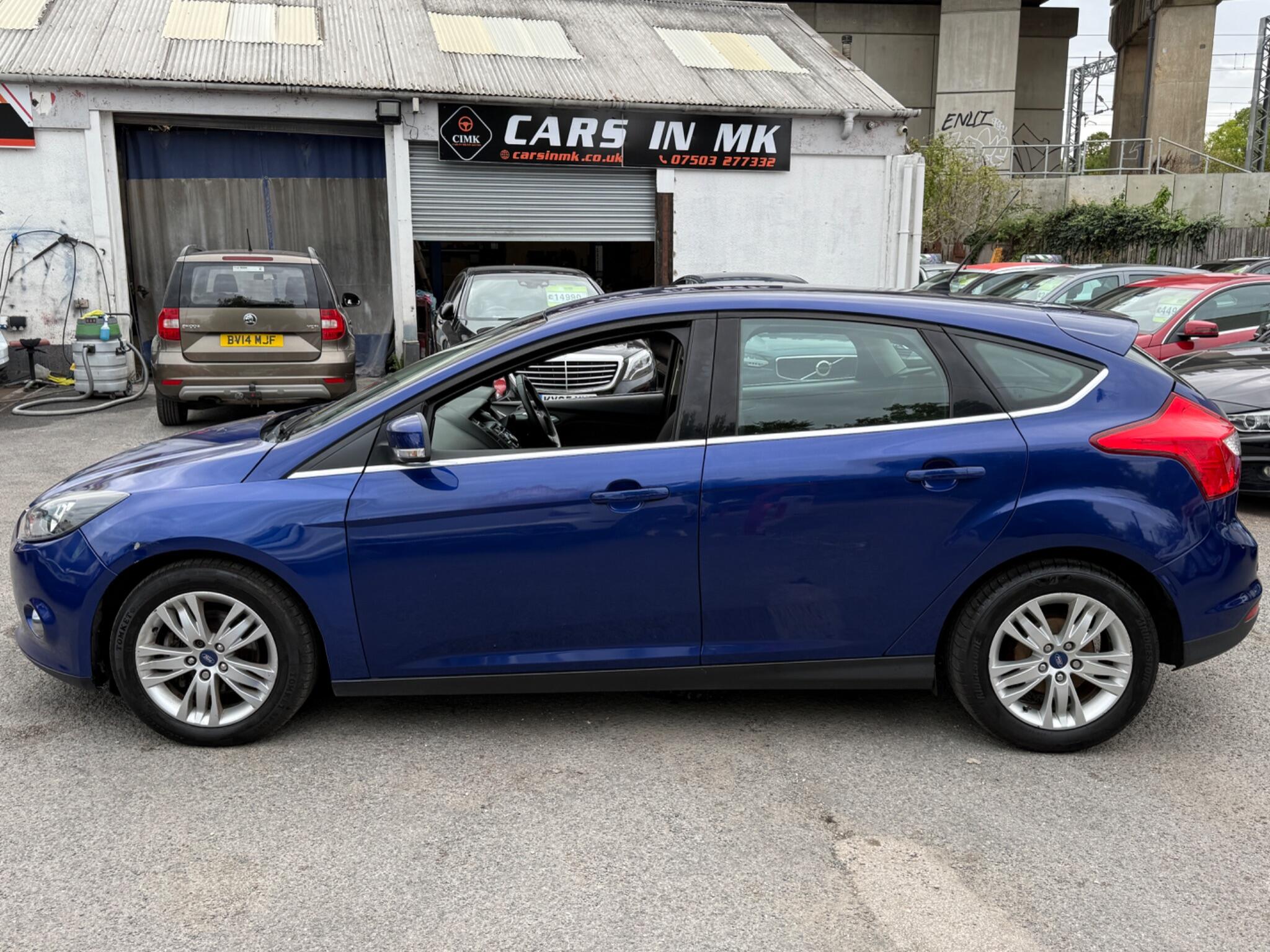 Ford Focus - Image 10