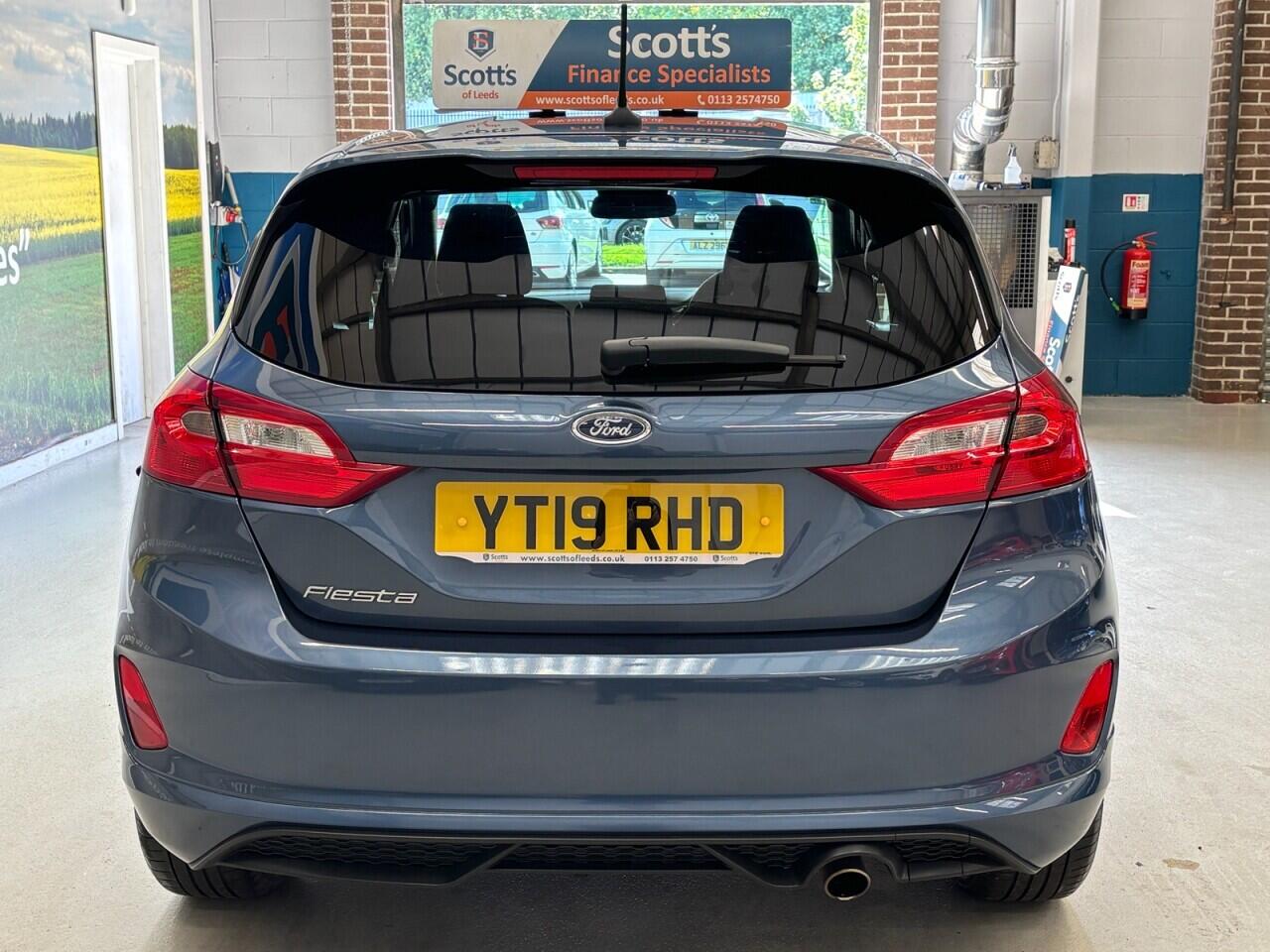 Ford Fiesta view 6