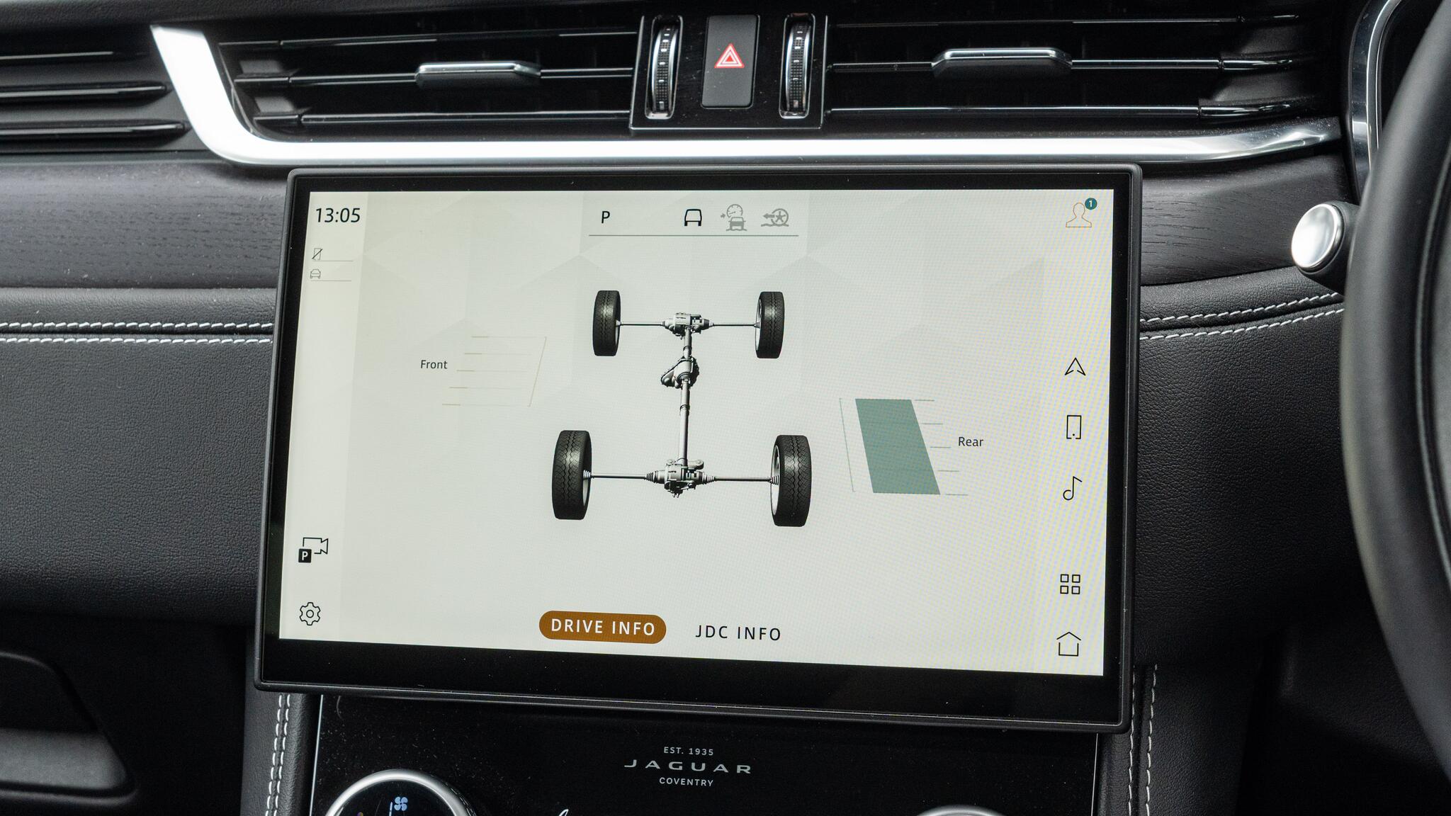 Jaguar F-Pace view 60