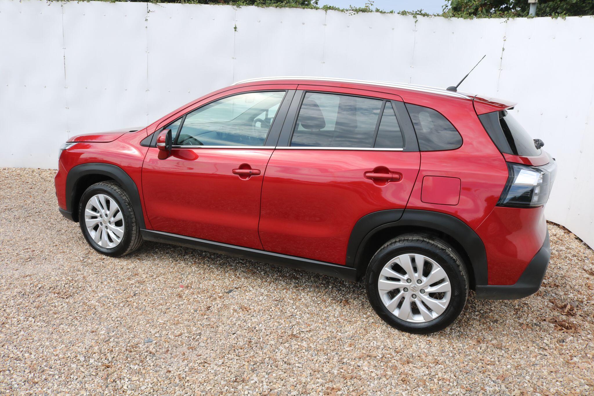 Suzuki S-Cross view 4