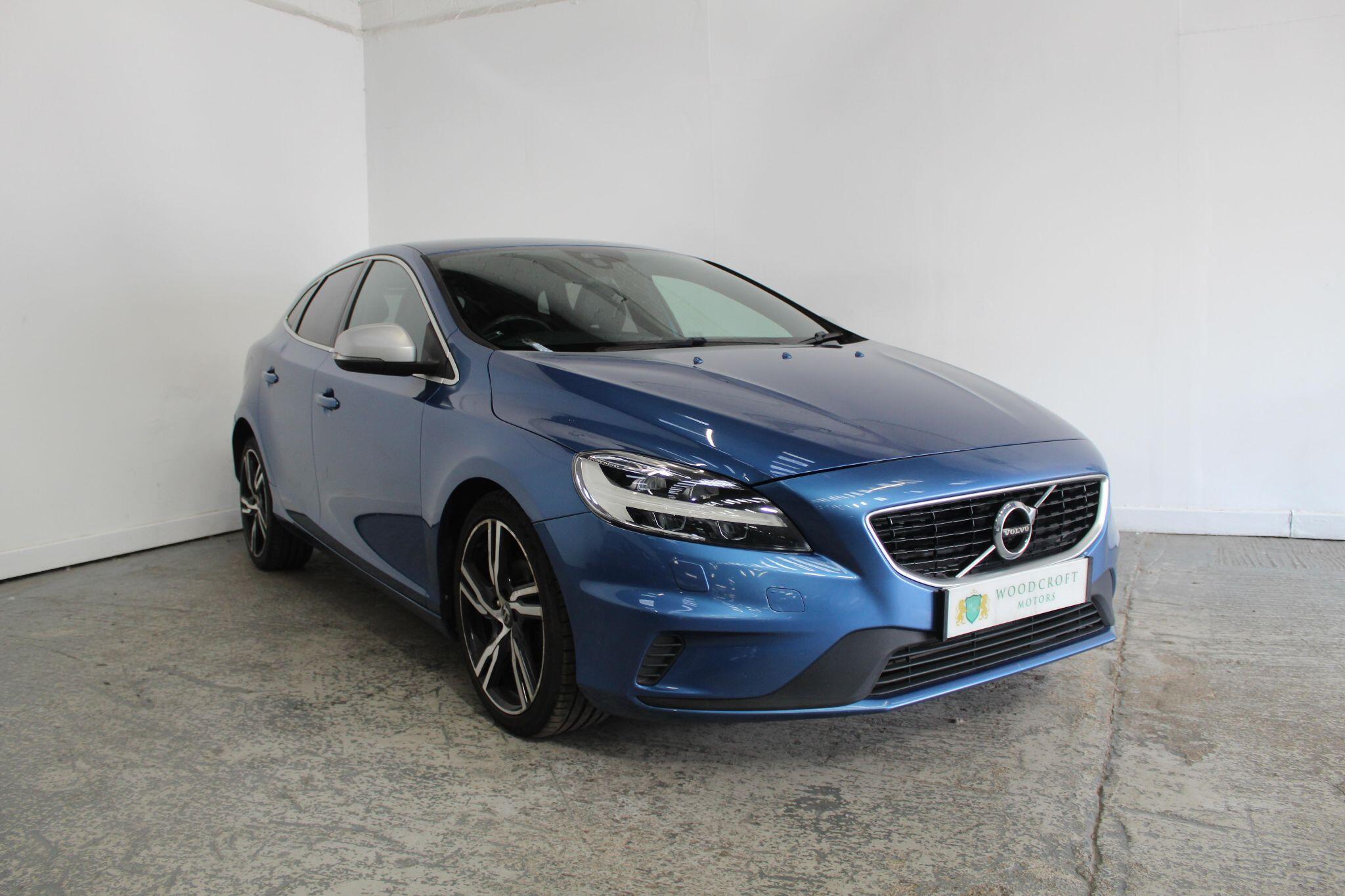 2018 Volvo V40 in Blue for sale