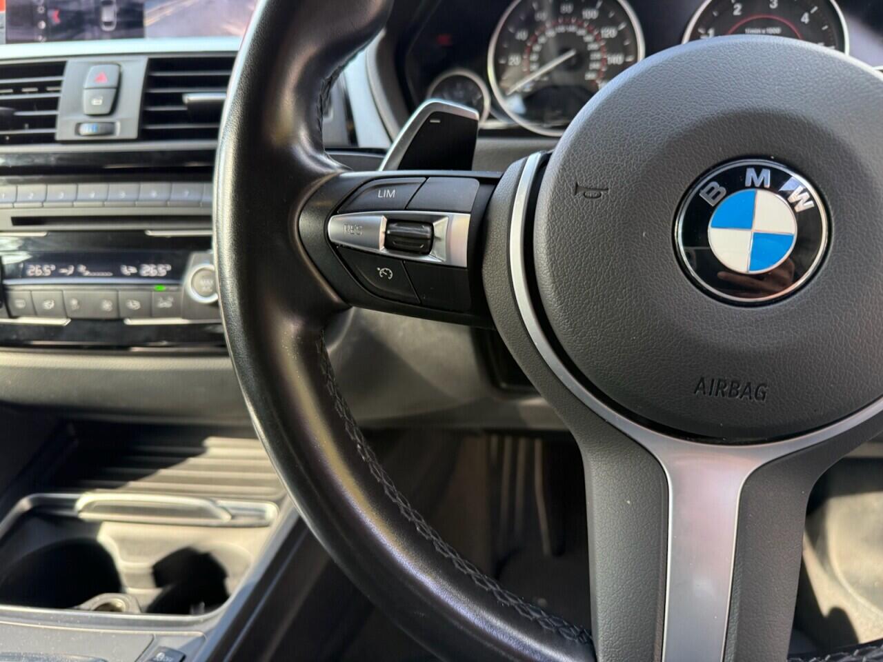 BMW 4 Series view 26