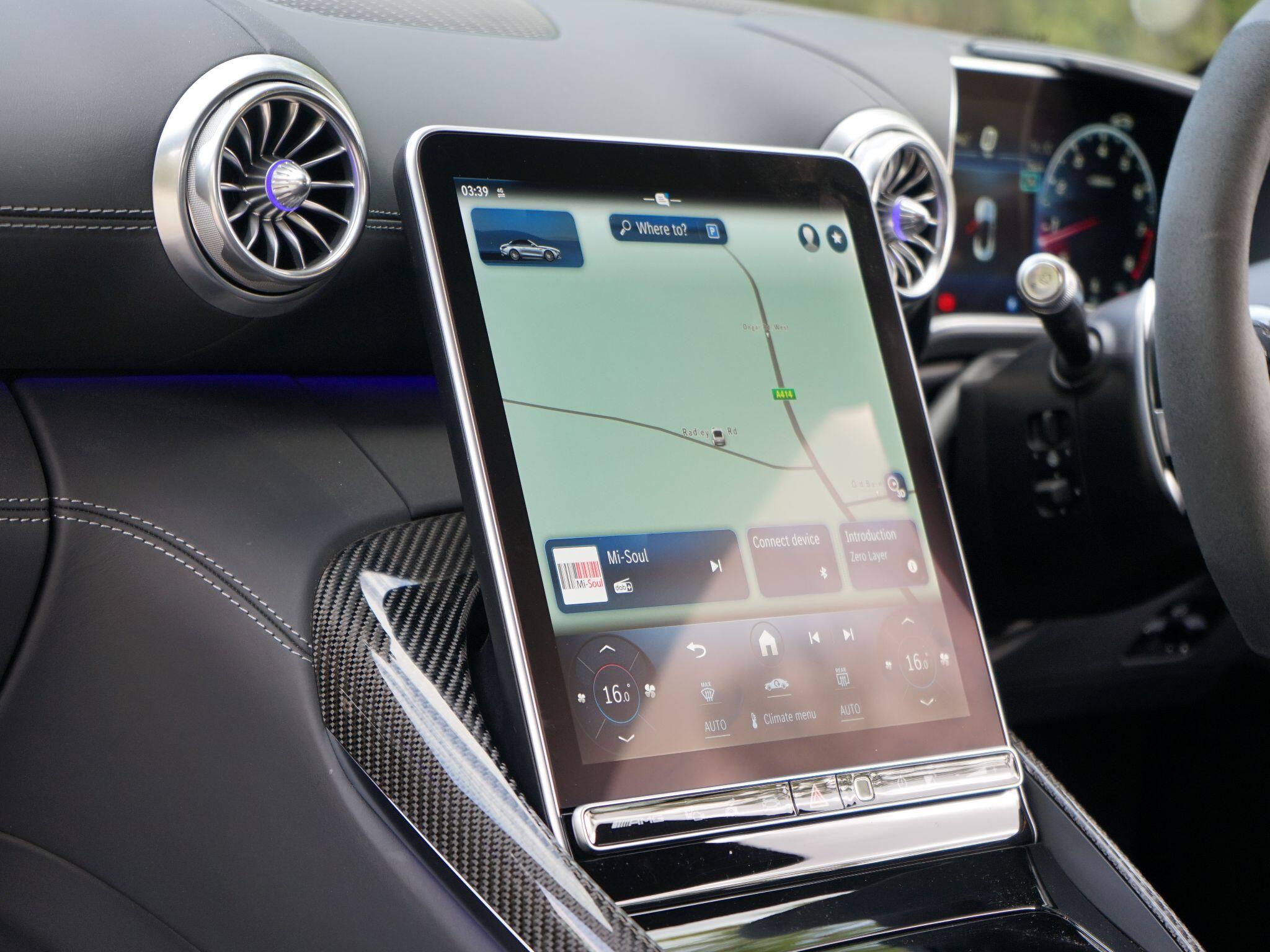 Mercedes-Benz SL view 17