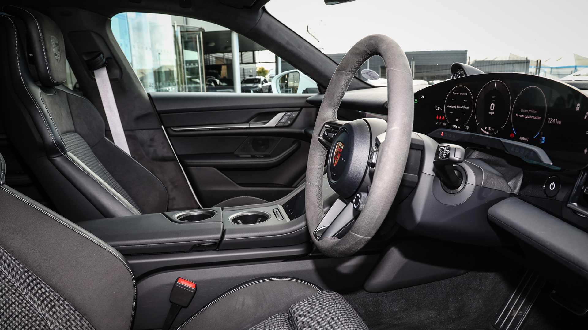 Porsche Taycan view 13