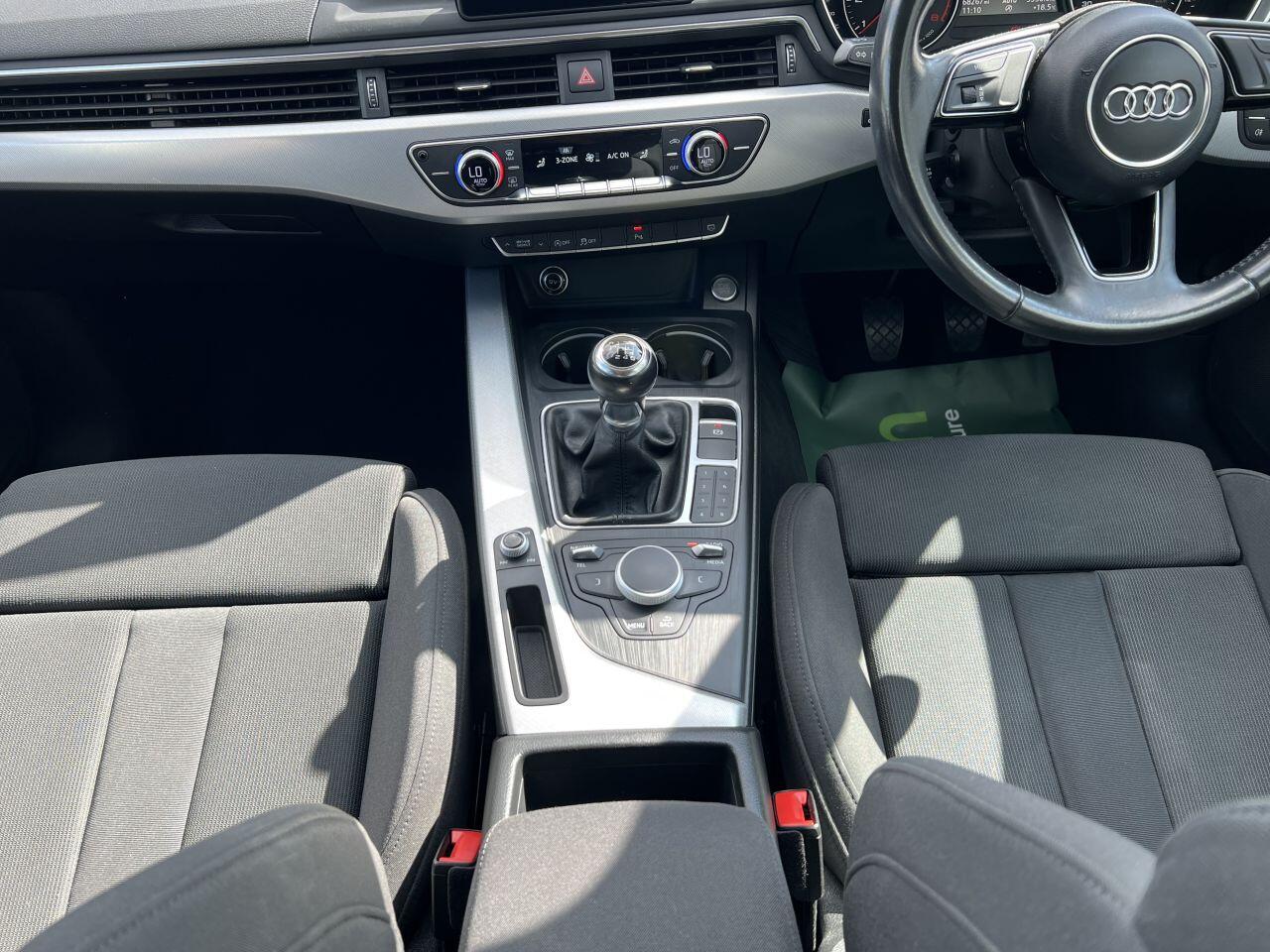 Audi A4 view 29