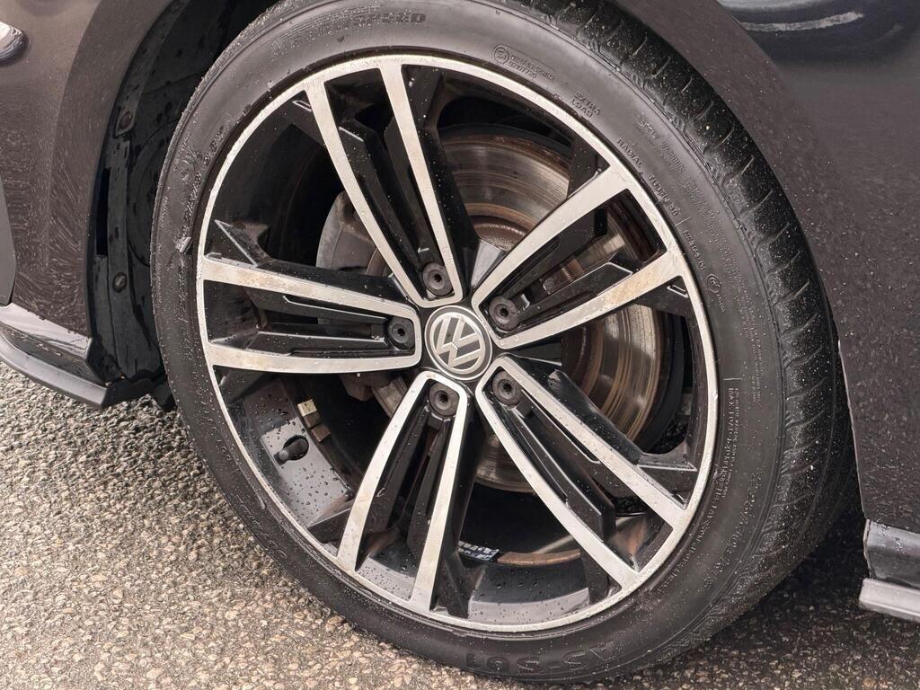 Volkswagen Golf view 52