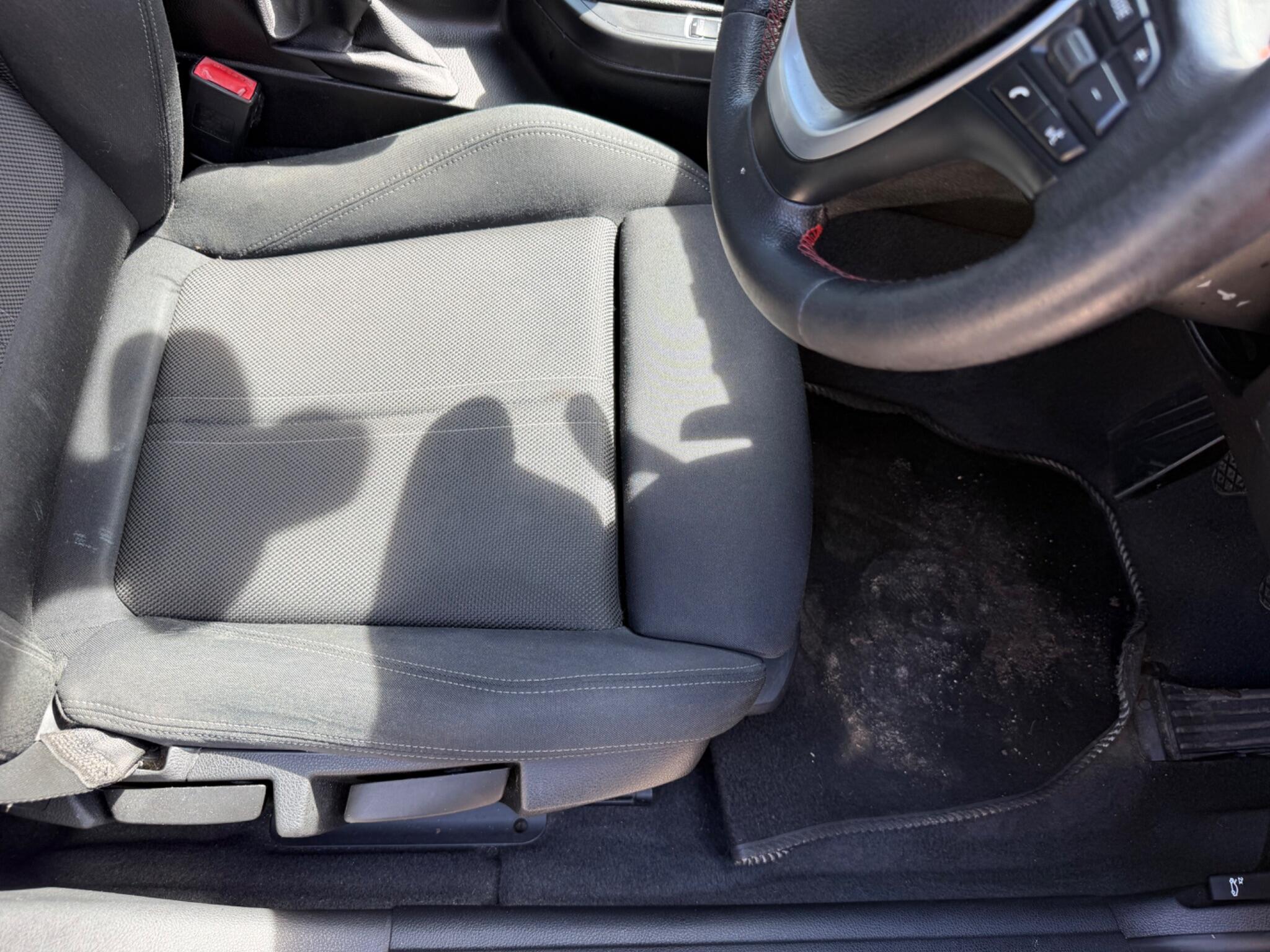 BMW 1 Series view 13