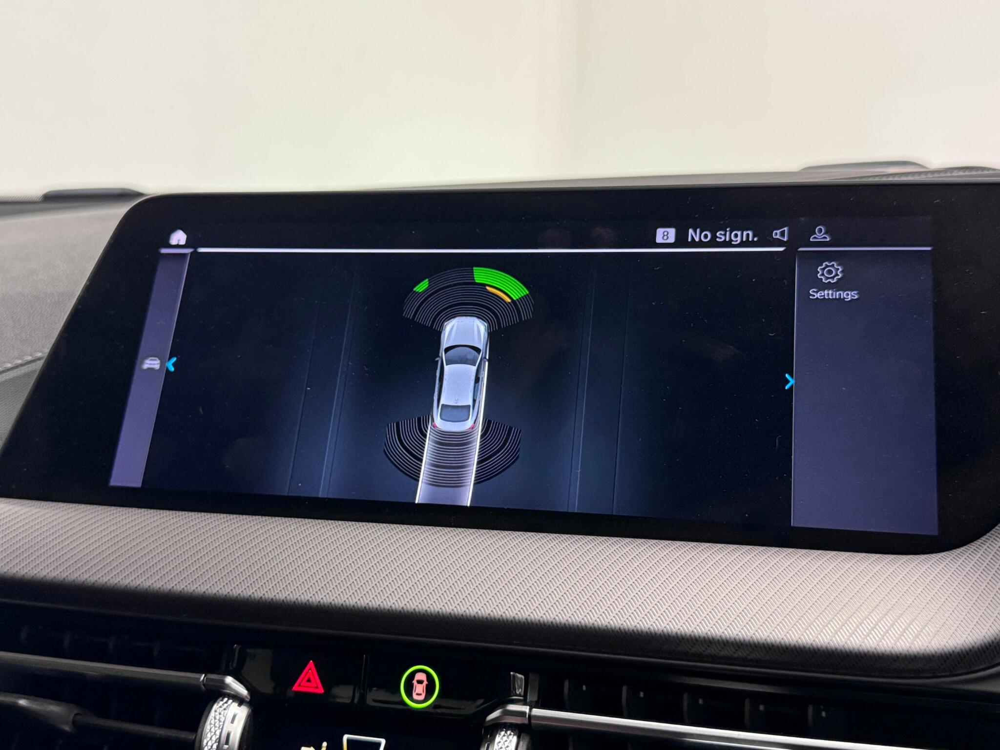 BMW 2 Series view 11