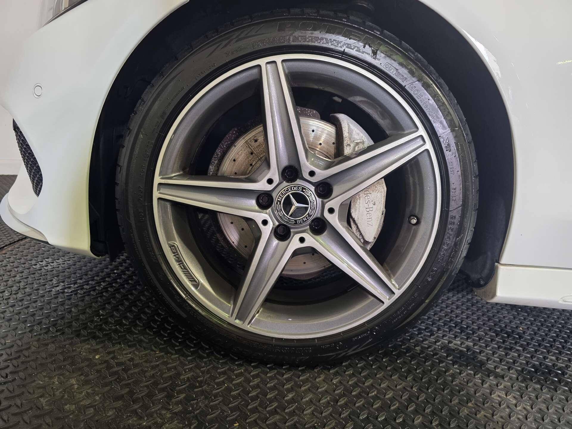 Mercedes-Benz C-Class view 50