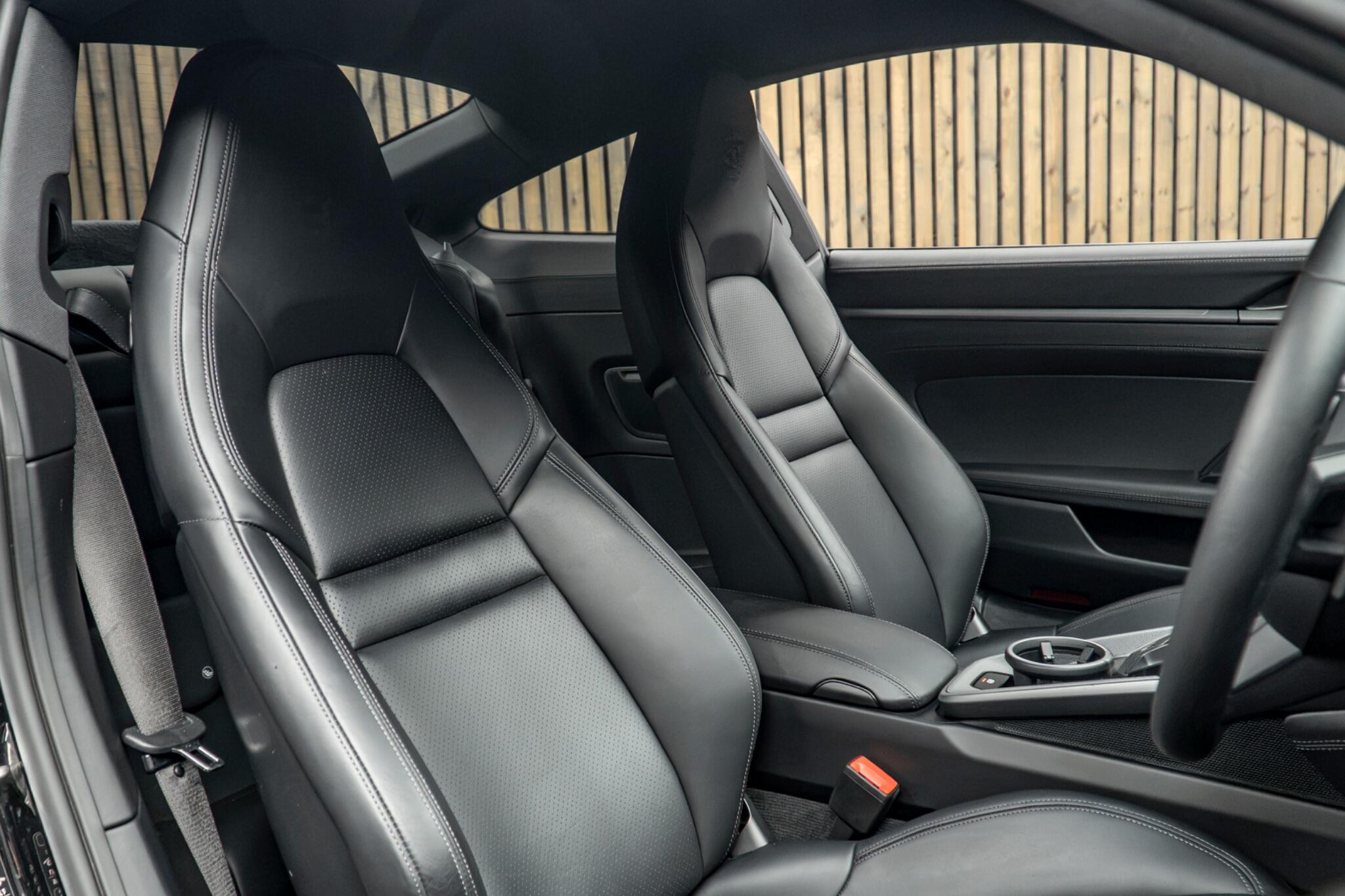Porsche 911 view 2