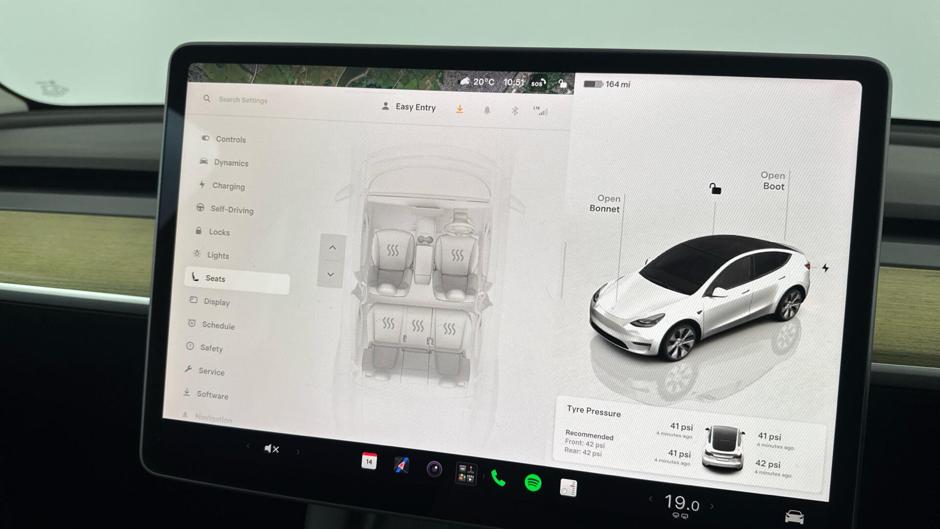 Tesla Model Y view 35