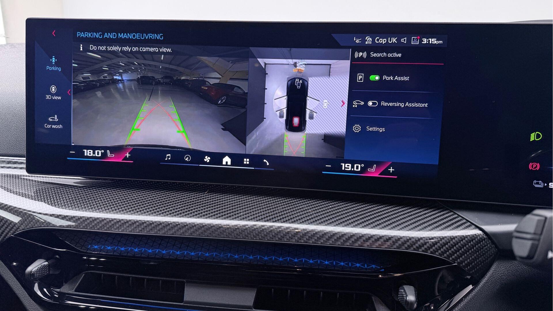 BMW i4 view 25