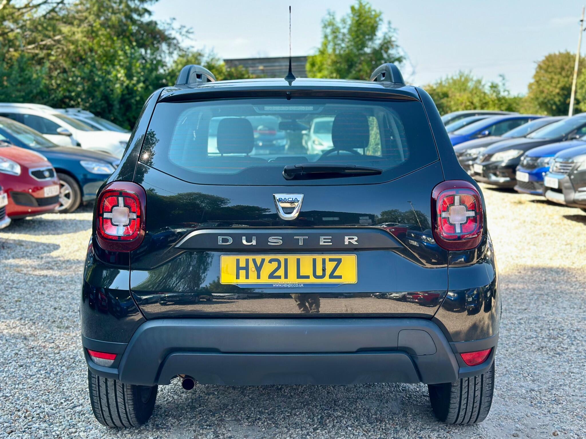 Dacia Duster view 13