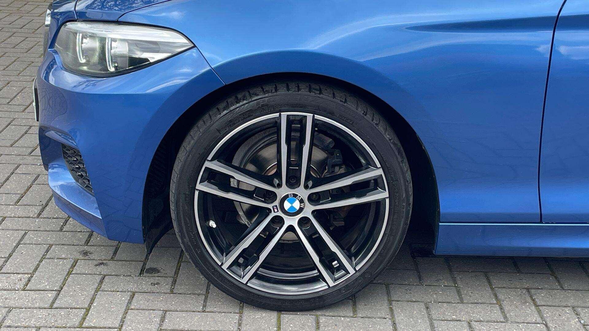 BMW 2 Series view 15