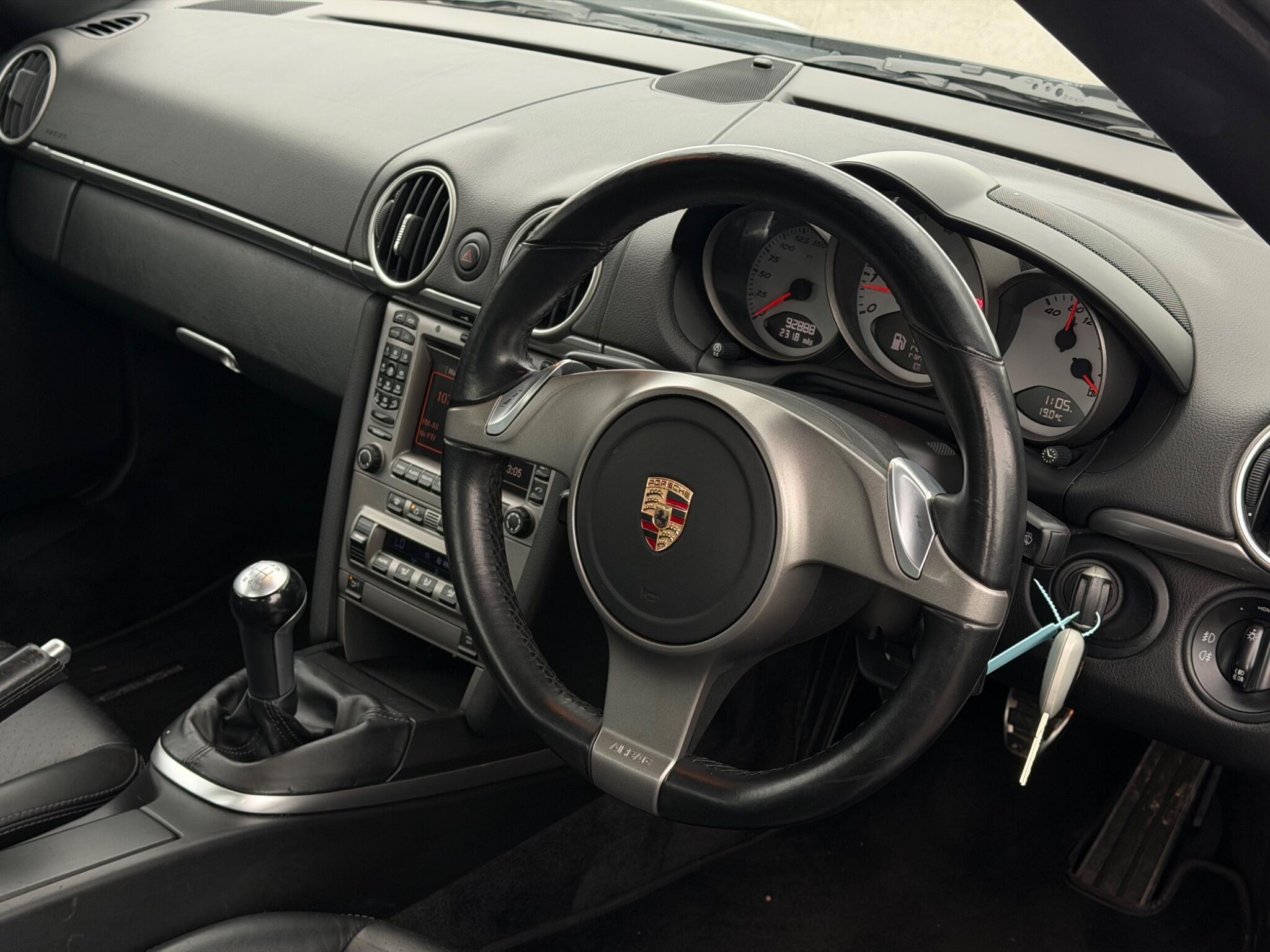 Porsche Cayman view 23