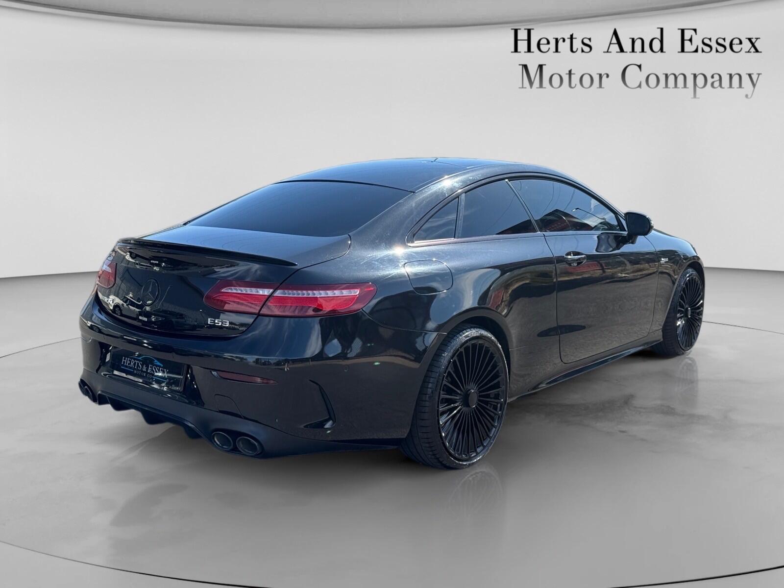 Mercedes-Benz E Class view 8