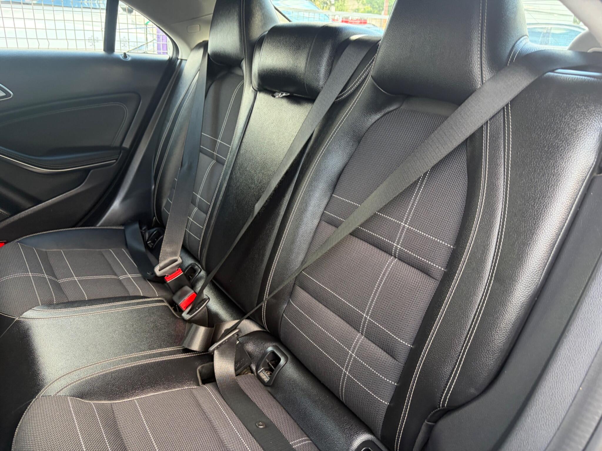 Mercedes-Benz Cla view 65