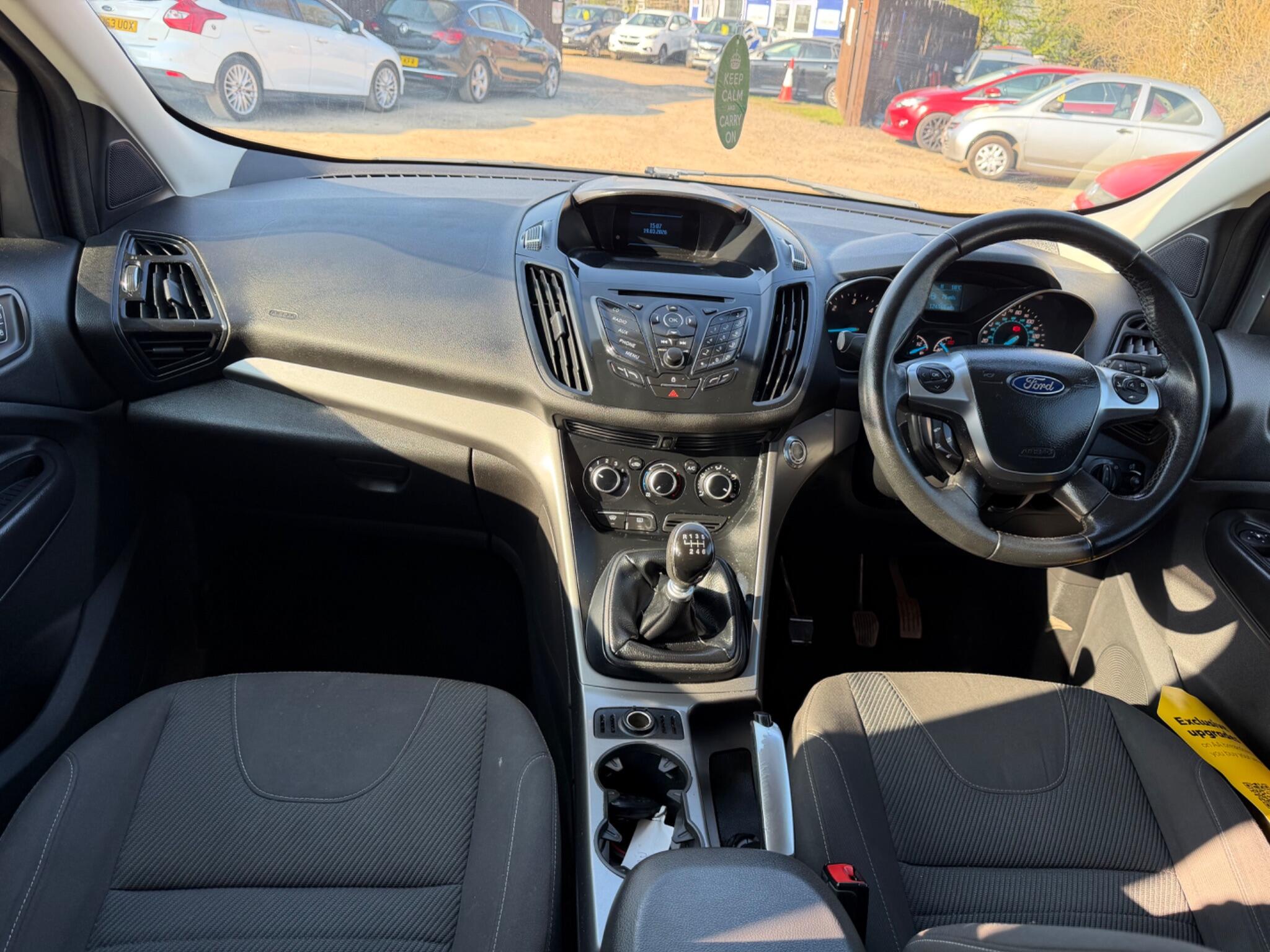 2013 Ford Kuga 2.0 TDCi Zetec 2WD Euro 5 5dr image 16