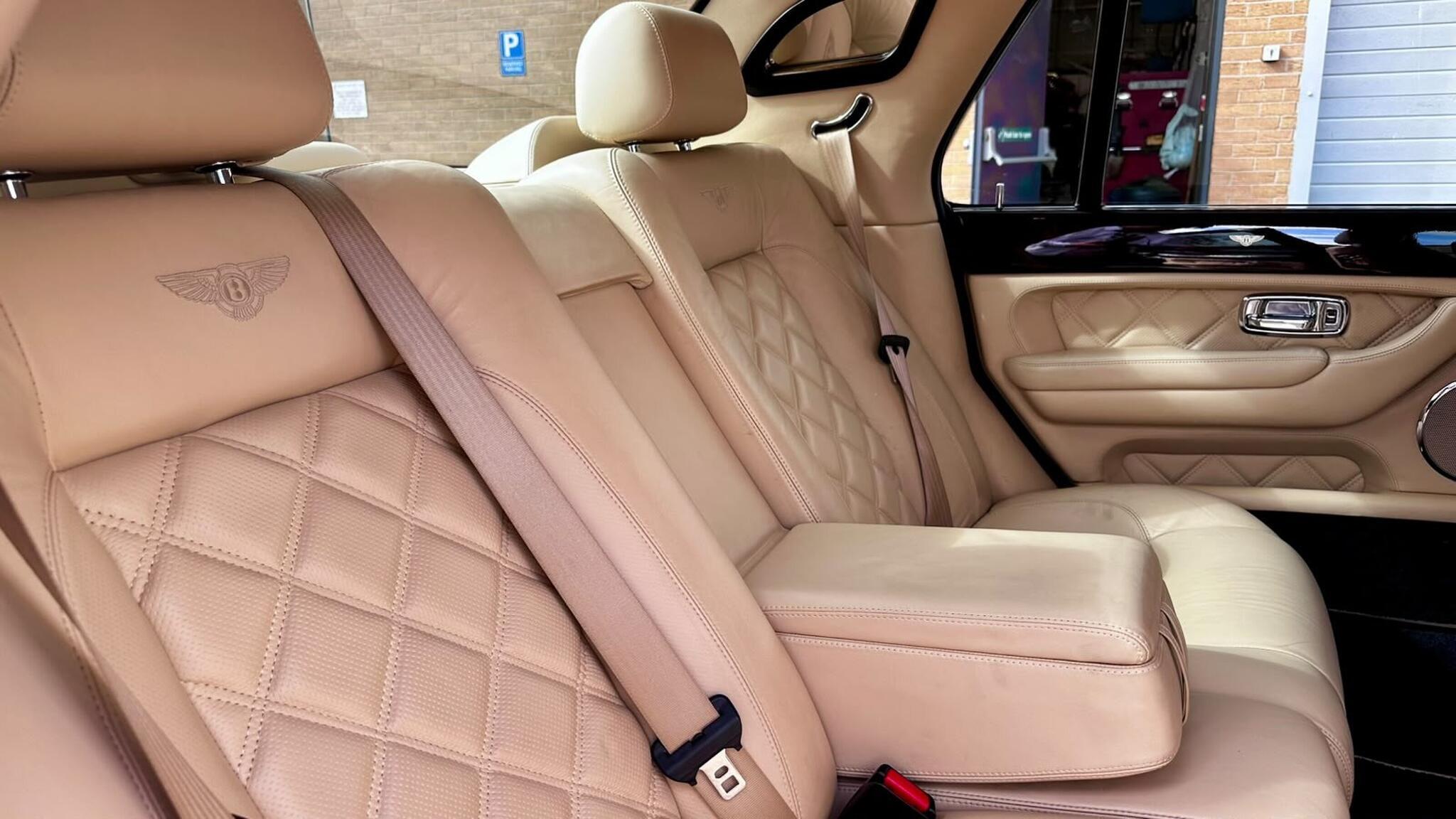 Bentley Arnage view 26