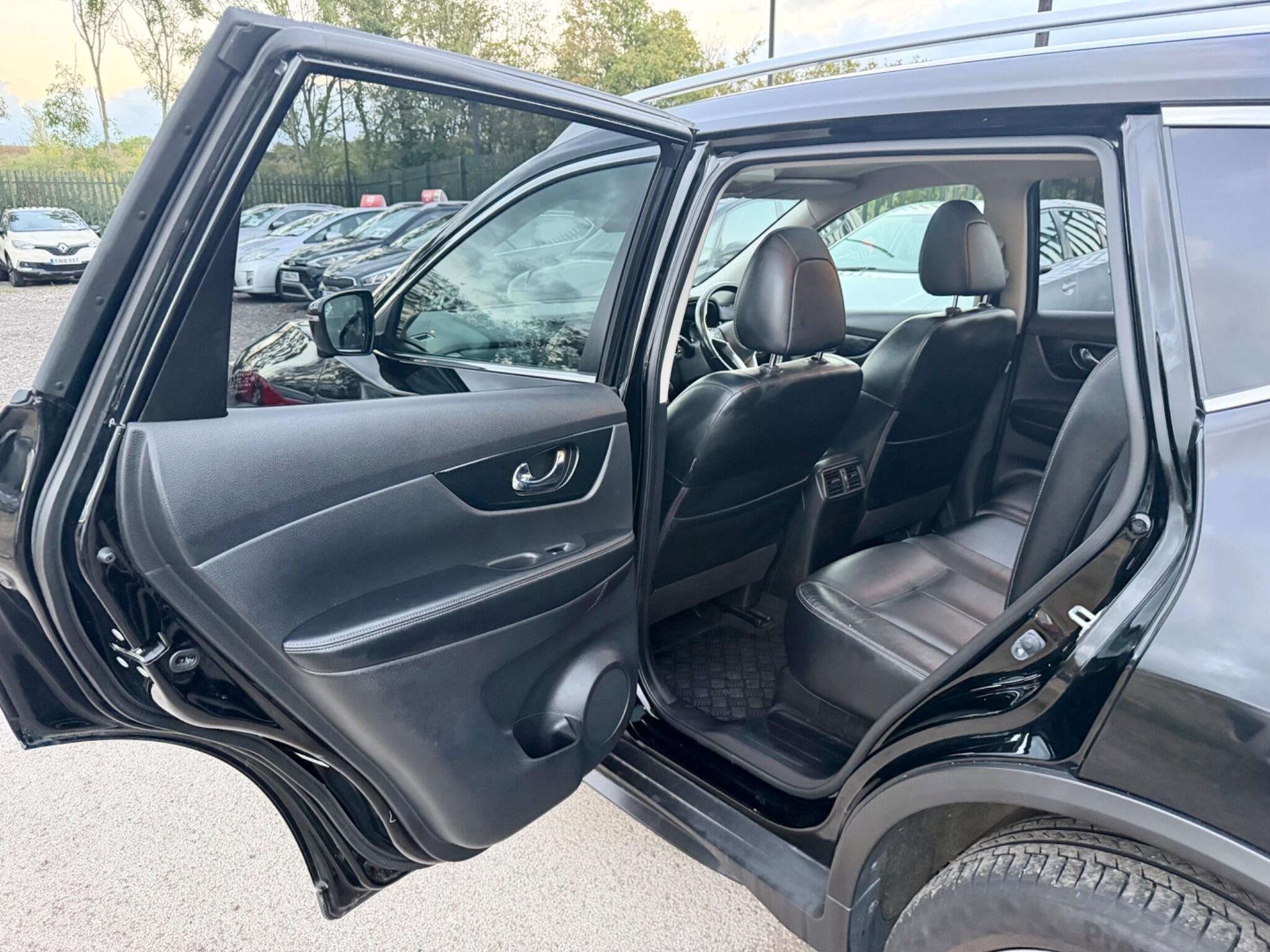 Nissan X-Trail view 39