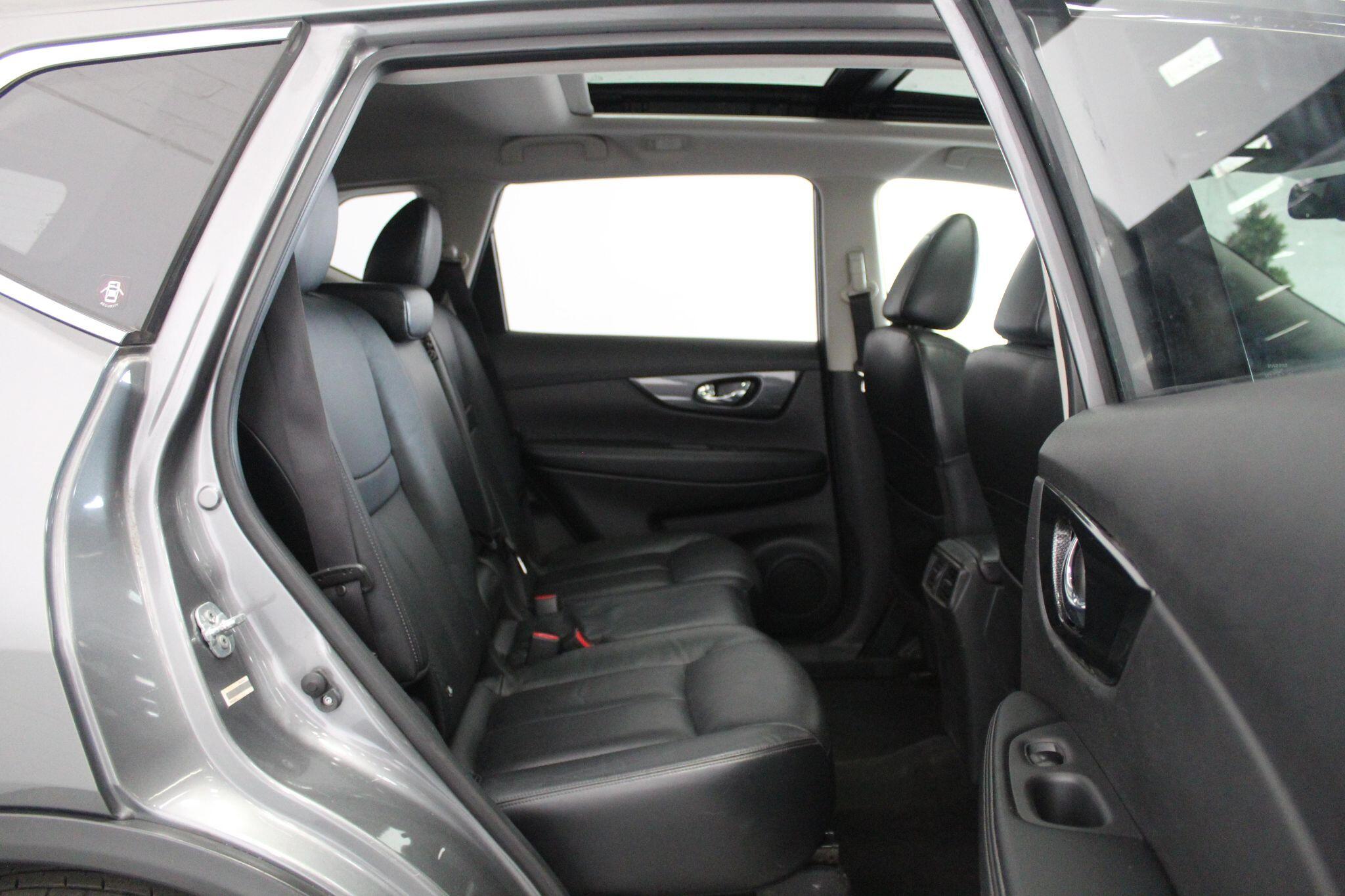 Nissan X-Trail view 55
