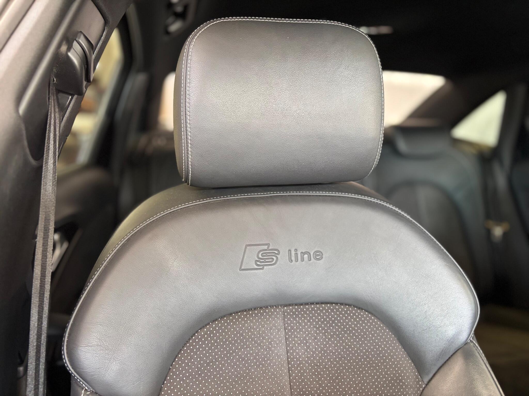 Audi A6 Saloon view 21