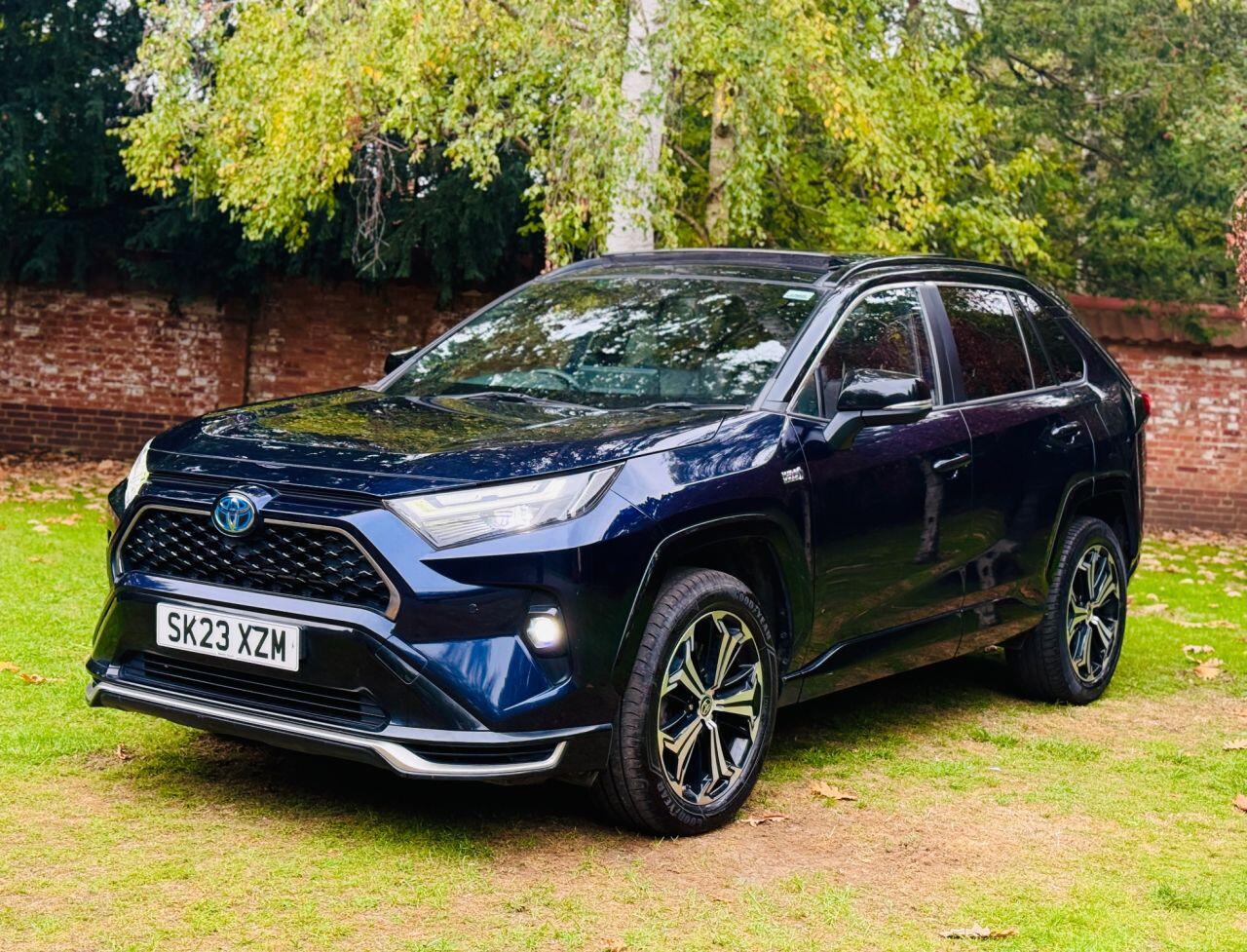 Toyota Rav4 view 6