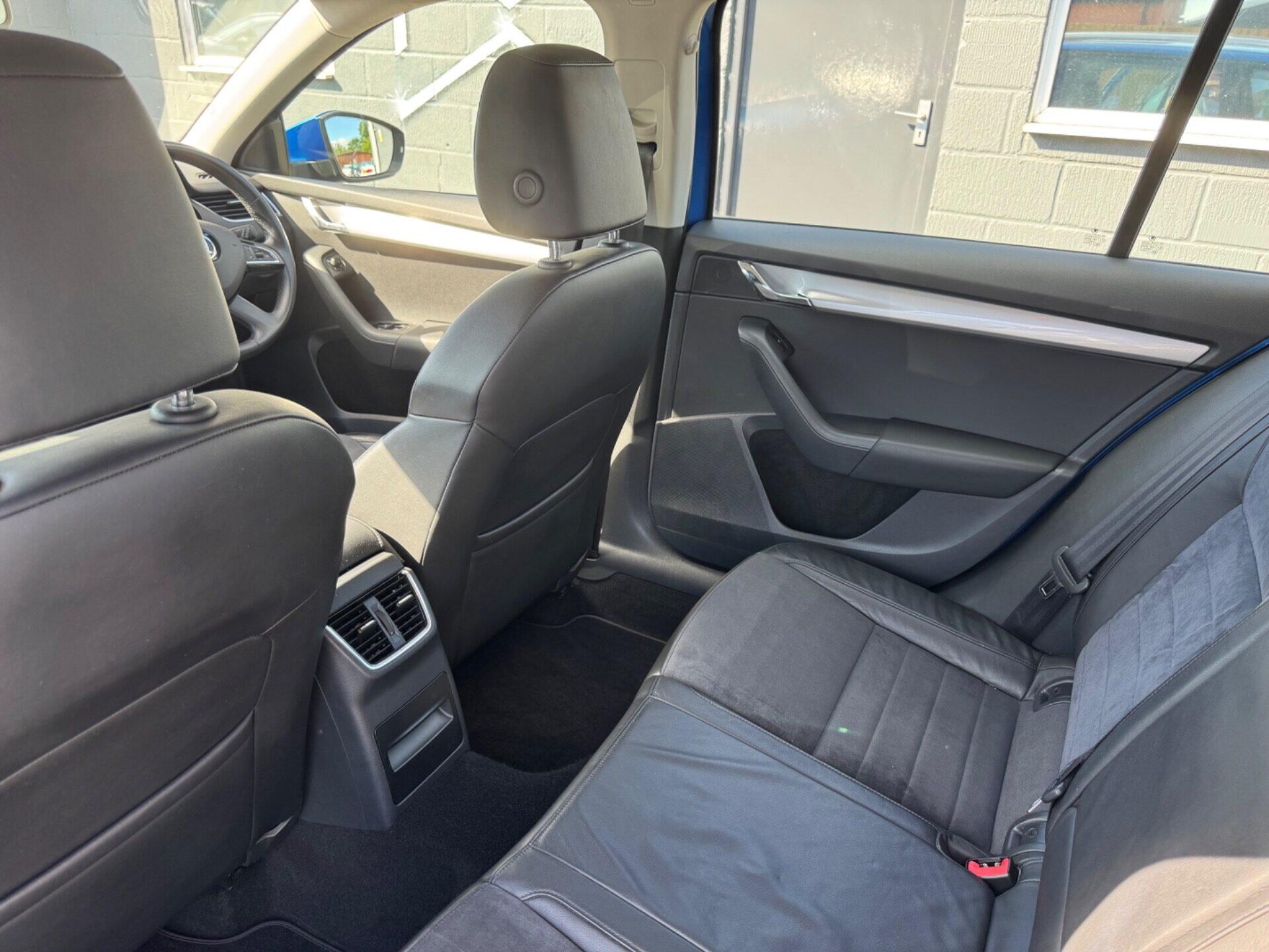 Skoda Octavia view 50