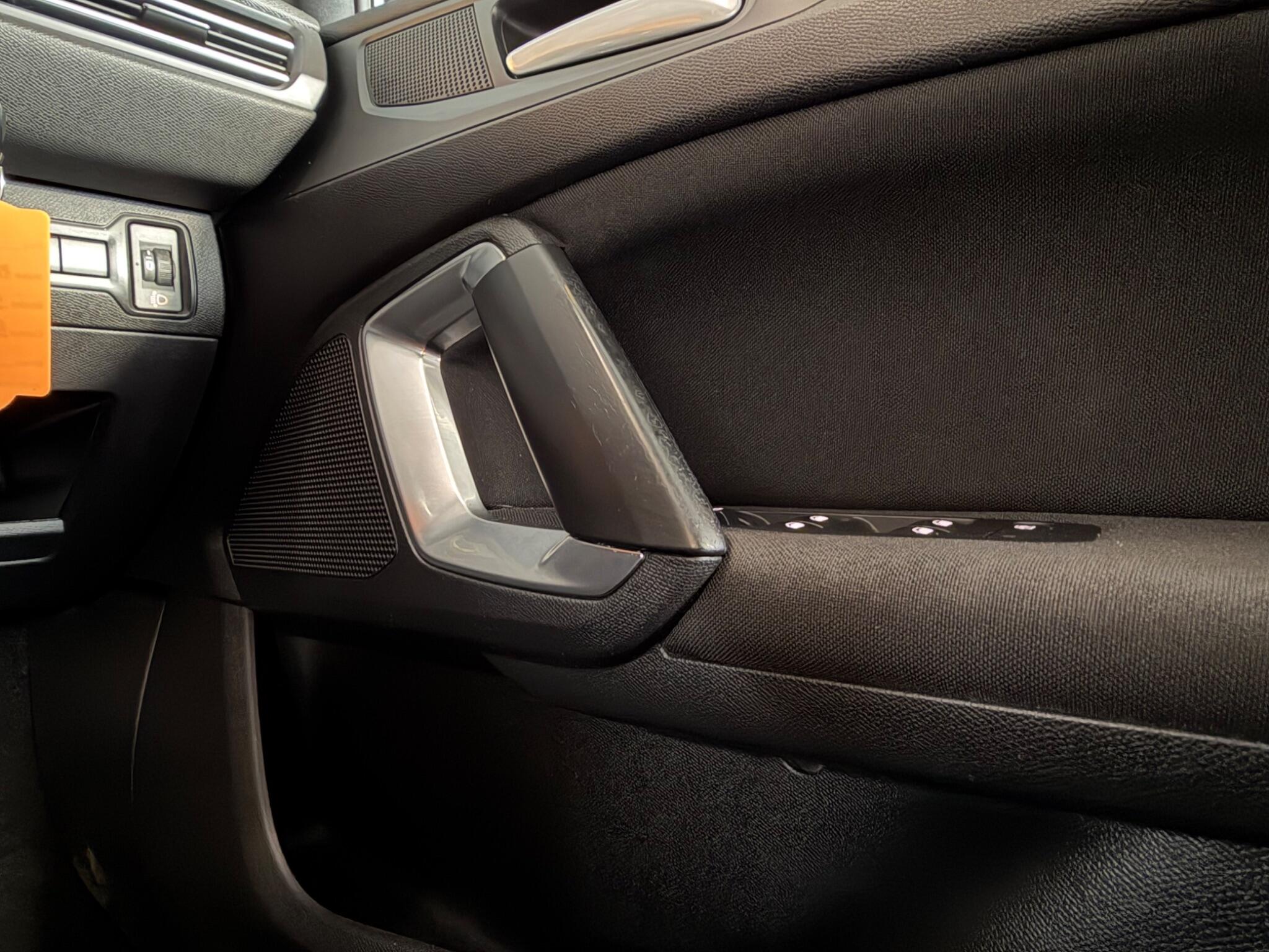 Peugeot 308 SW view 36