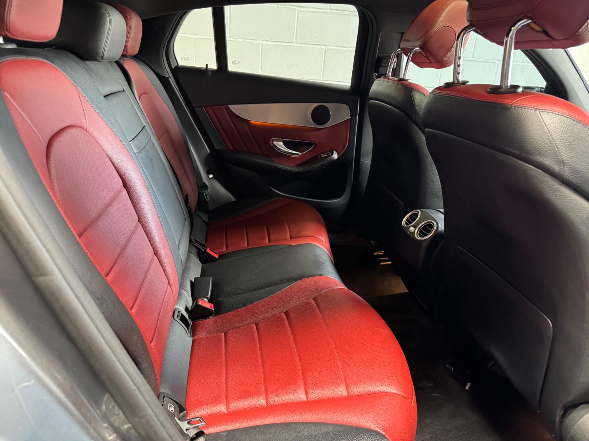 Mercedes-Benz GLC view 16