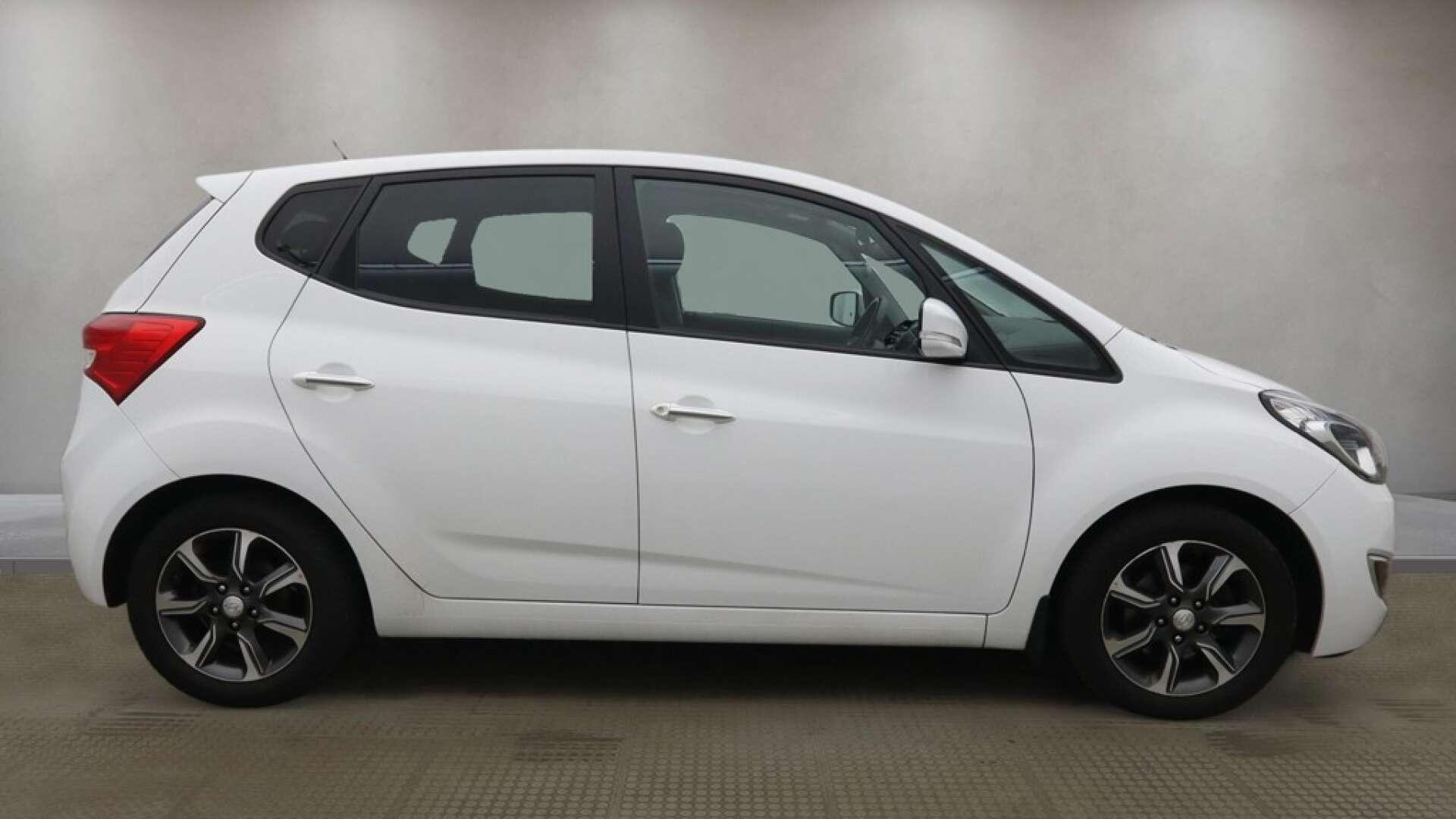 Hyundai Ix20 view 11