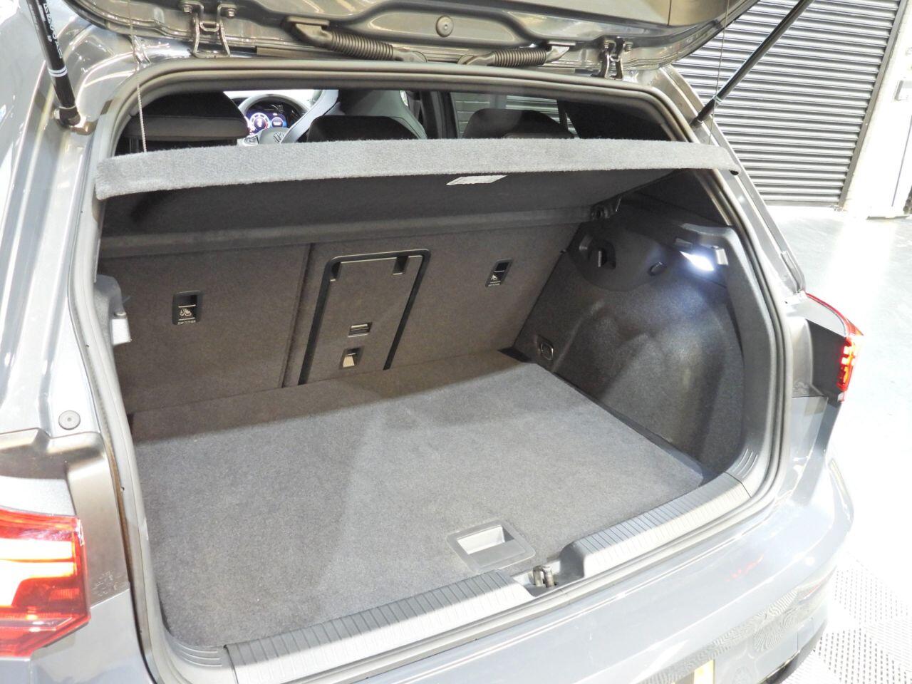 Volkswagen Golf view 52