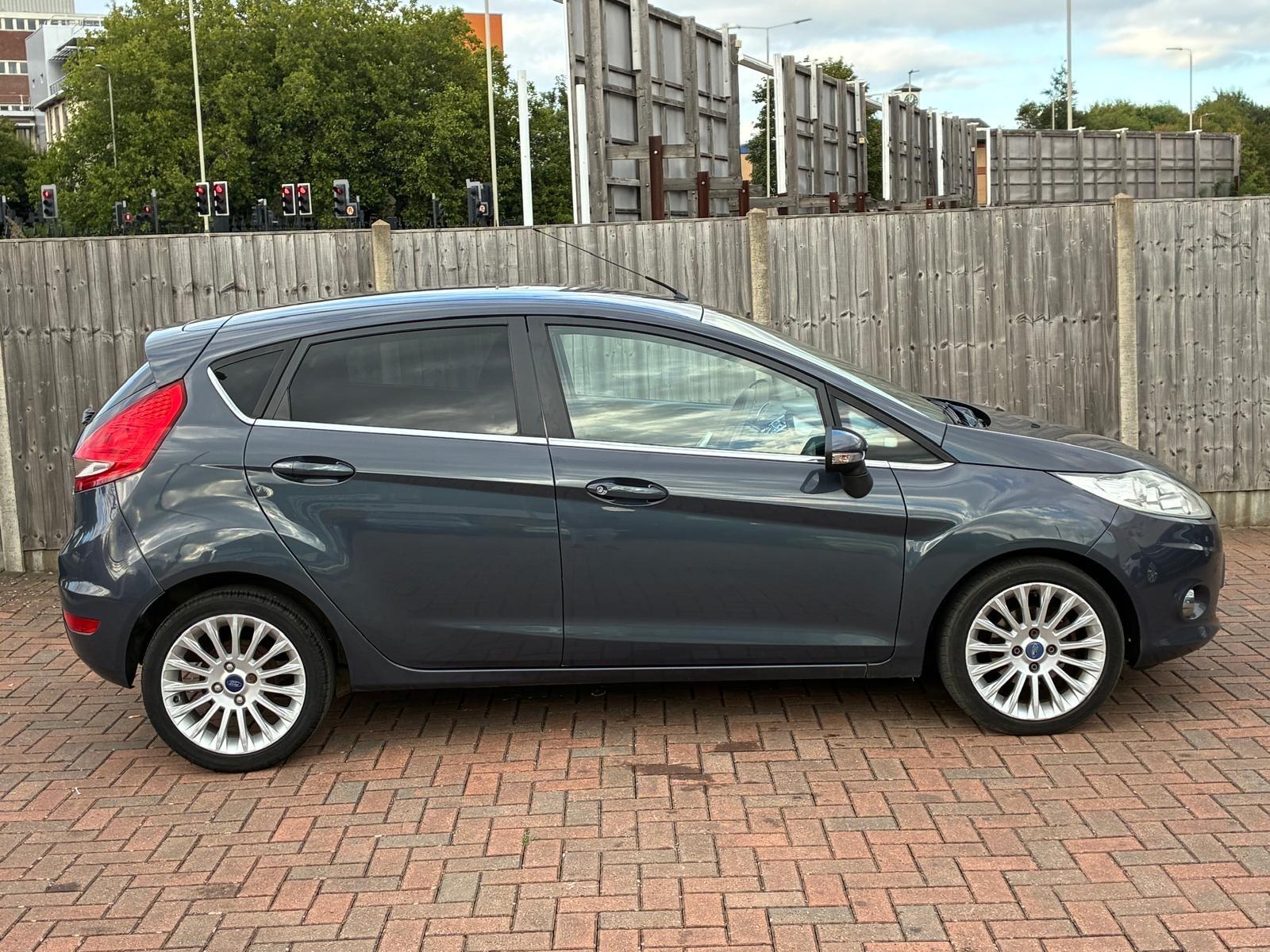 Ford Fiesta view 4